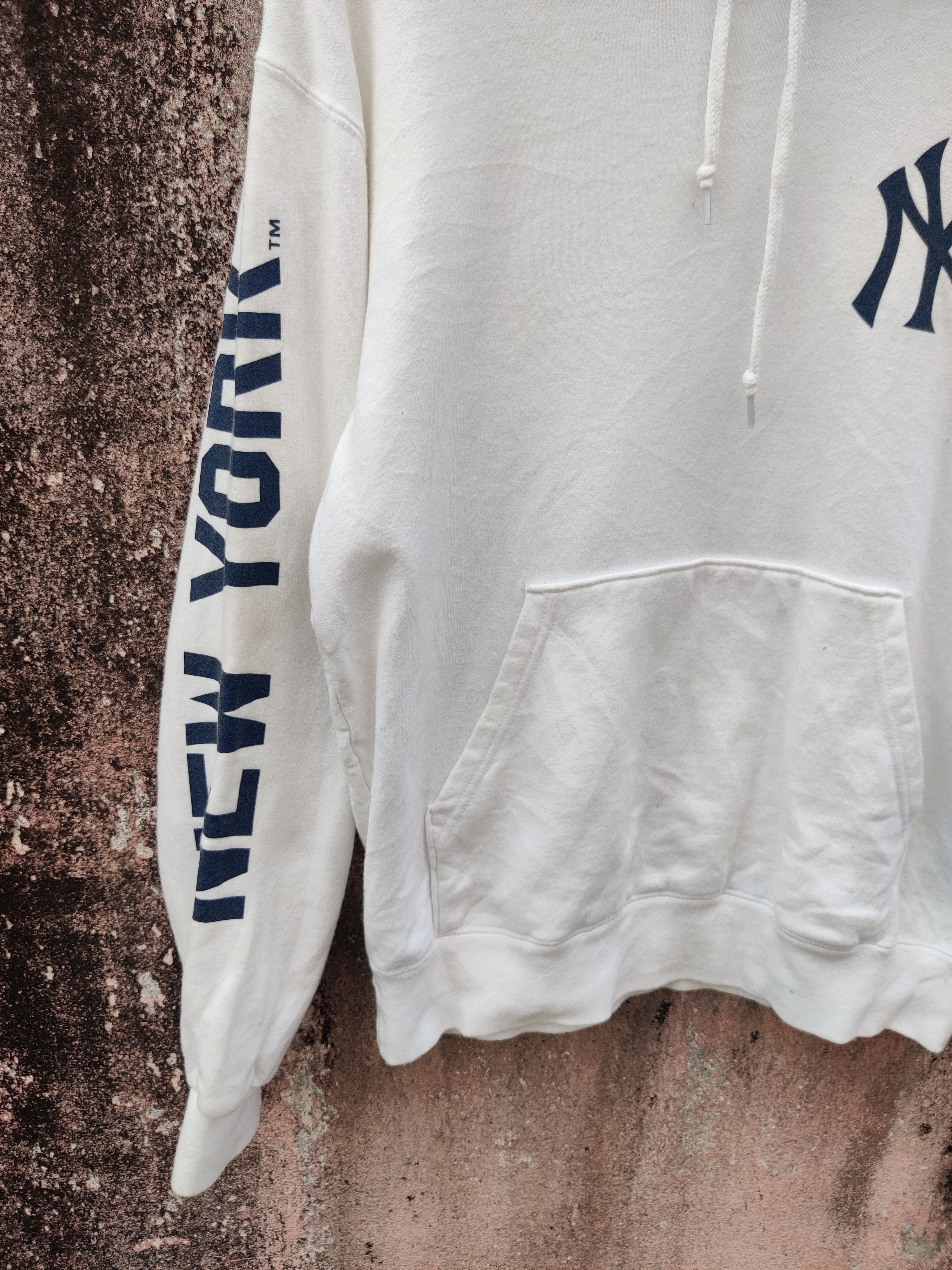 New York Yankees Vintage New York Yankees MLB Hoodie Size US M / EU 48-50 / 2 - 4 Thumbnail