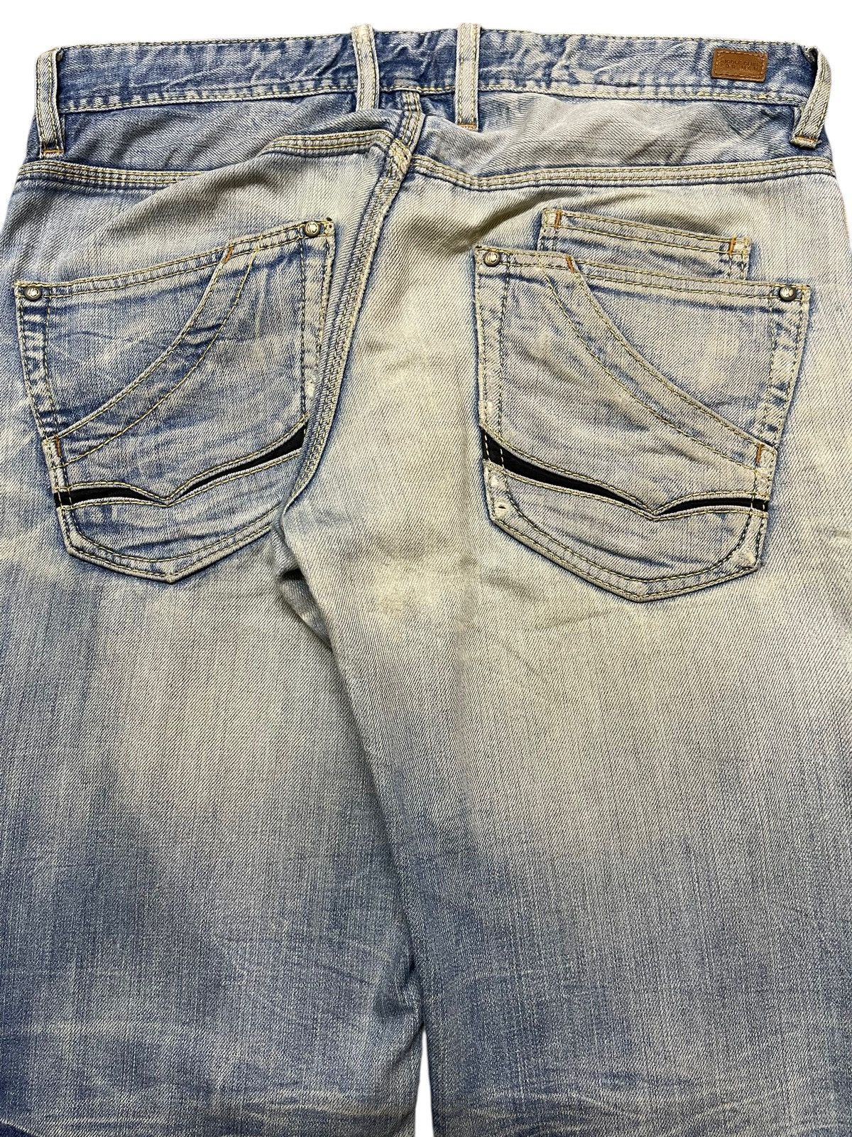 Nicole Club Vintage Nicole Club Mud Wash Faded Whisker Style Loose Jeans Size US 32 / EU 48 - 6 Thumbnail