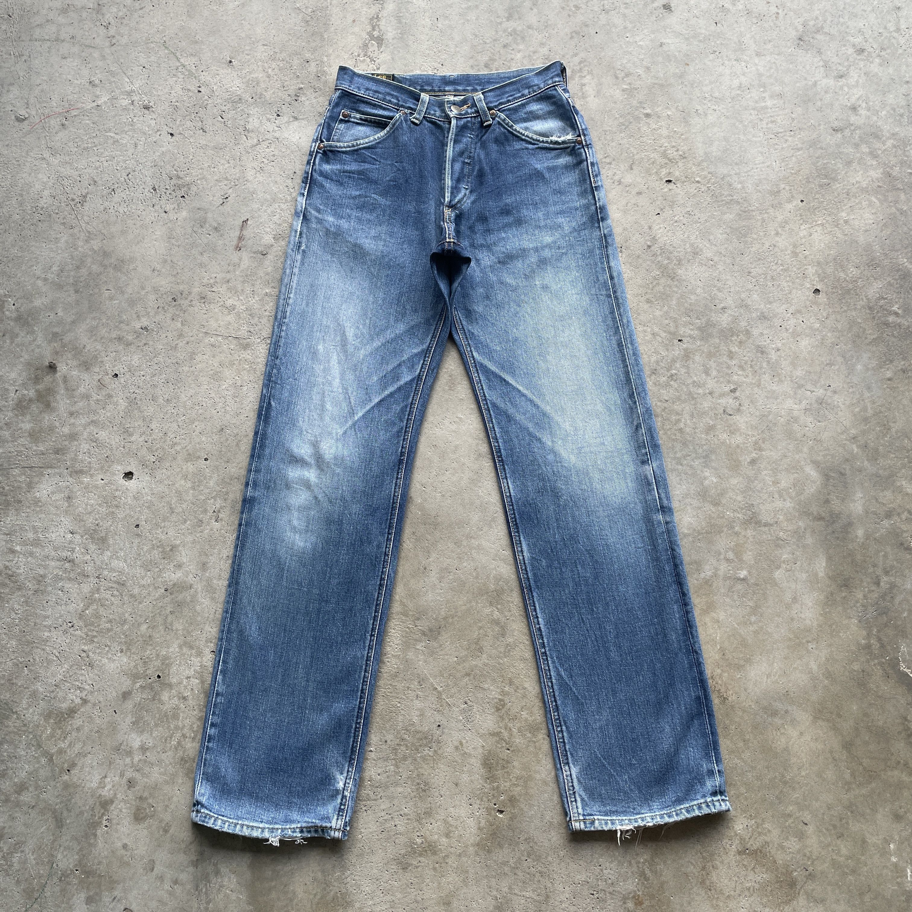 Japanese Brand × Jean × Vintage W27 VINTAGE LEE JAPAN FLY BUTTON JEANS FADED DENIM PANTS Size US 27 - 2 Thumbnail