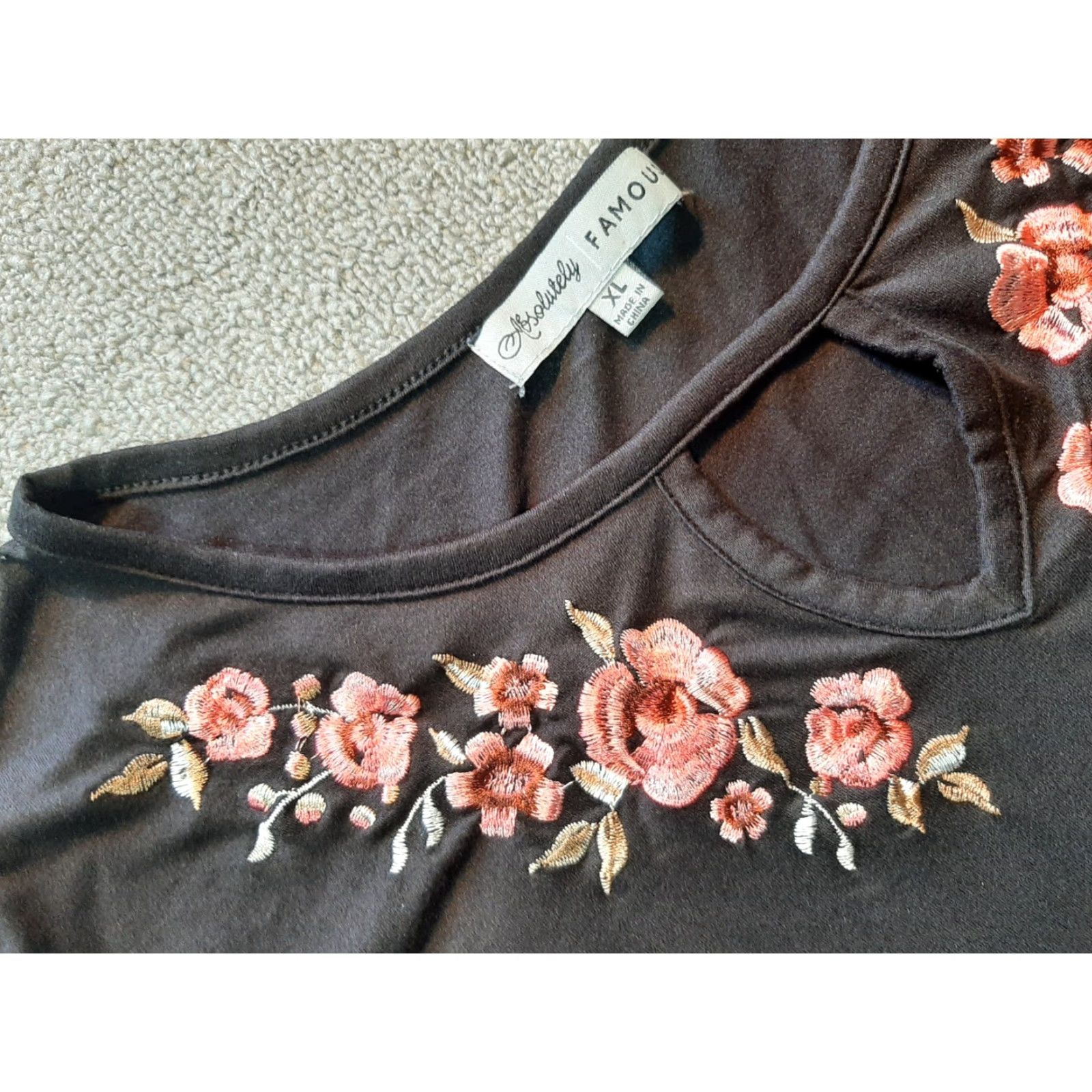 Vintage Absolutely Famous Womens Top XL Black Long Sleeve Embordered Key Hole Shirt Size XL / US 12-14 / IT 48-50 - 2 Thumbnail