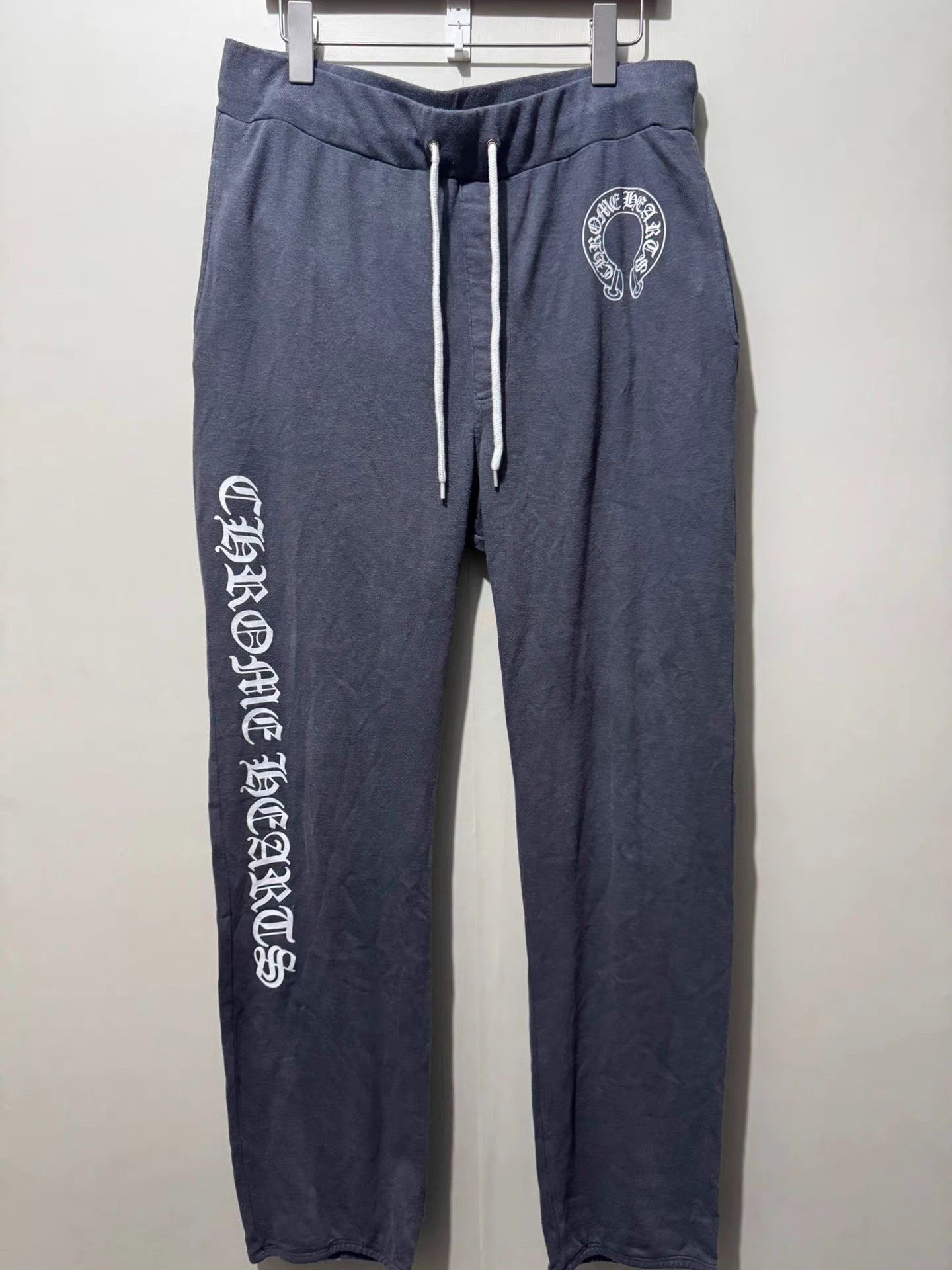 Chrome Hearts Gray Sweatpants with Graphic Print Size US 32 / EU 48 - 1 Thumbnail