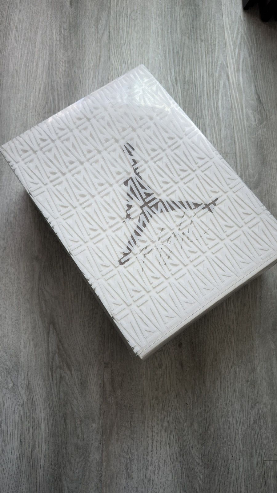 A Ma Maniere × Jordan Brand A Ma Maniere x Air Jordan 3 Size US 9 / EU 42 - 8 Thumbnail