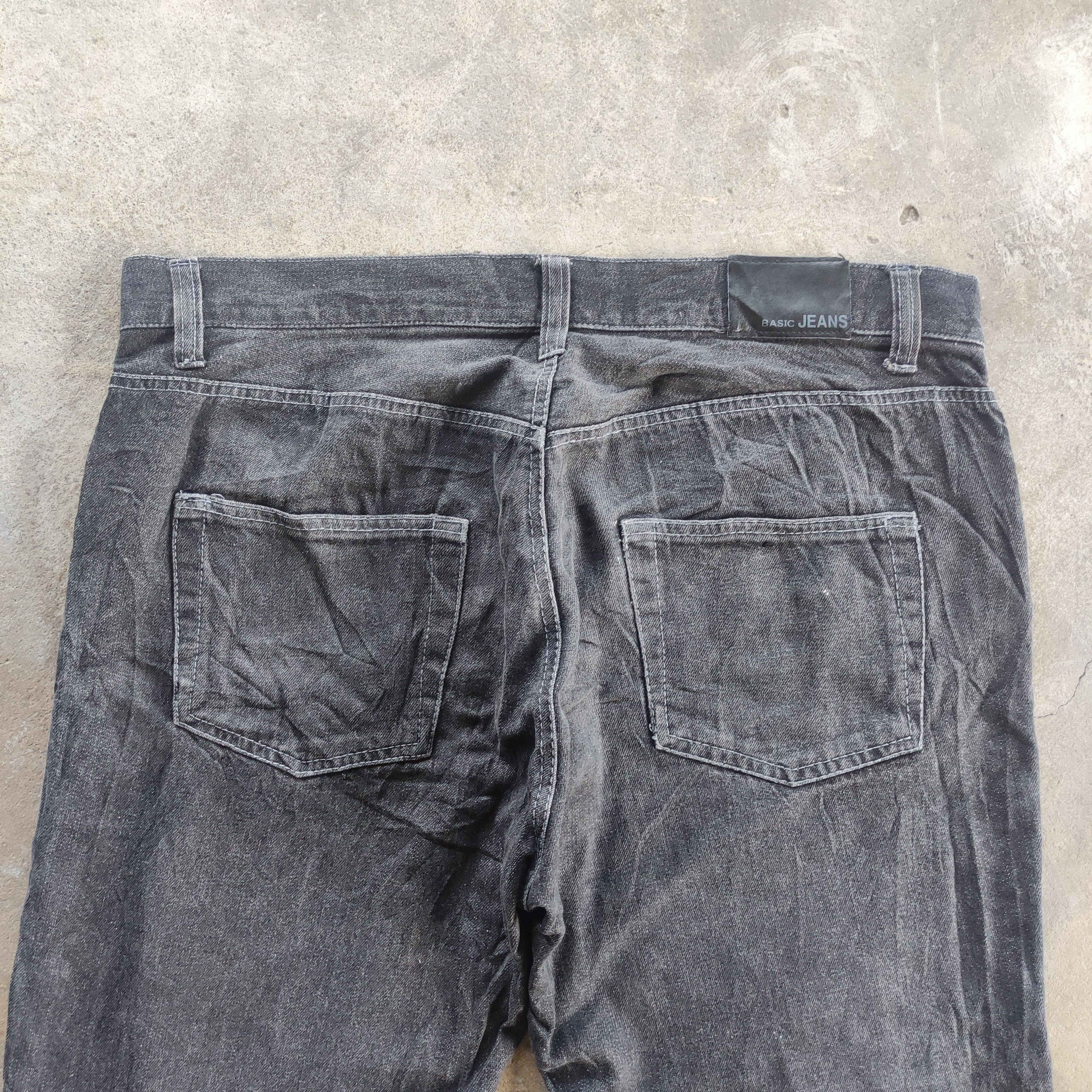Japanese Brand Vintage Japanese Basic Jeans Brand Baggy Jeans Faded pants Size US 38 / EU 54 - 8 Thumbnail
