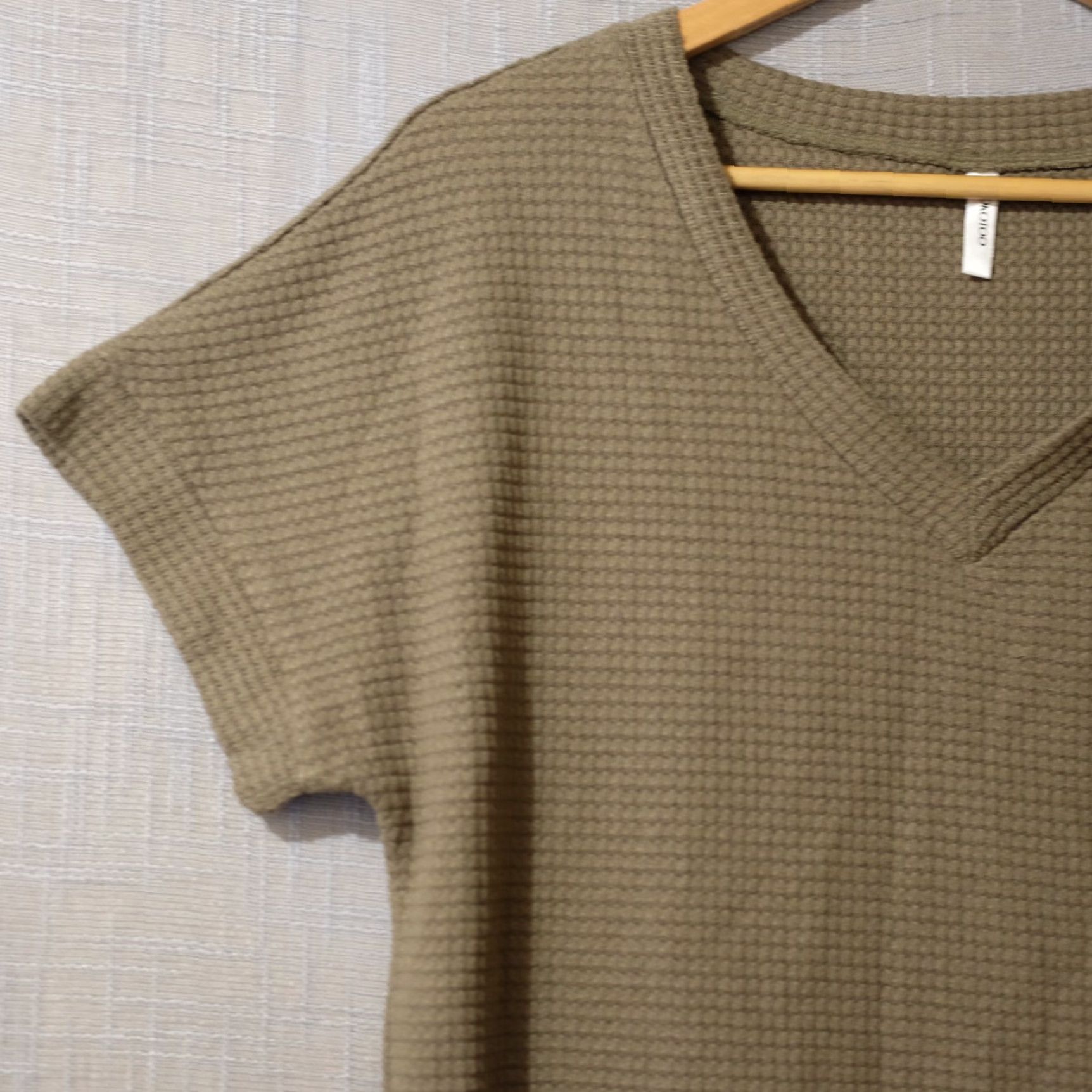 Vintage DOKOTOO Dolman Short Sleeve V-Neck Sweater Green Women's M Shirt Pullover Casual Lightweight Knit Size M / US 6-8 / IT 42-44 - 2 Thumbnail