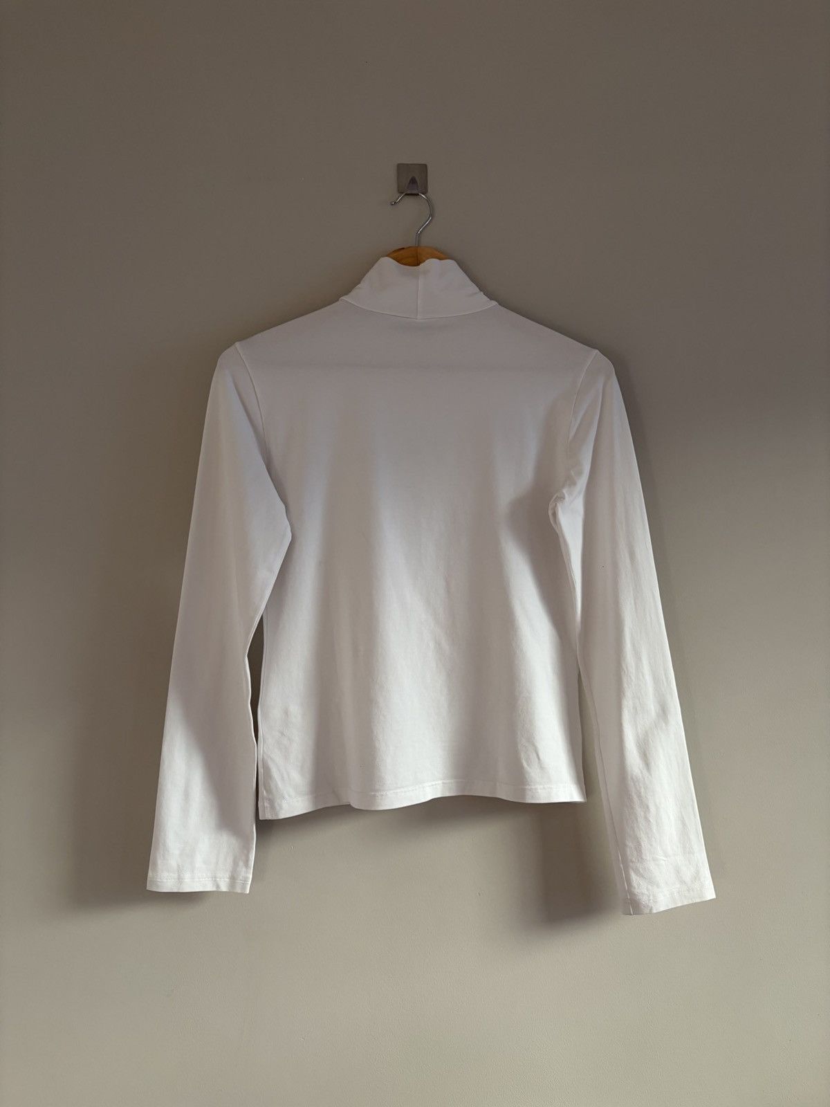 Prada Prada Red Tab White Mock Neck Zip Pocket Longsleeve Size M / US 6-8 / IT 42-44 - 10 Thumbnail