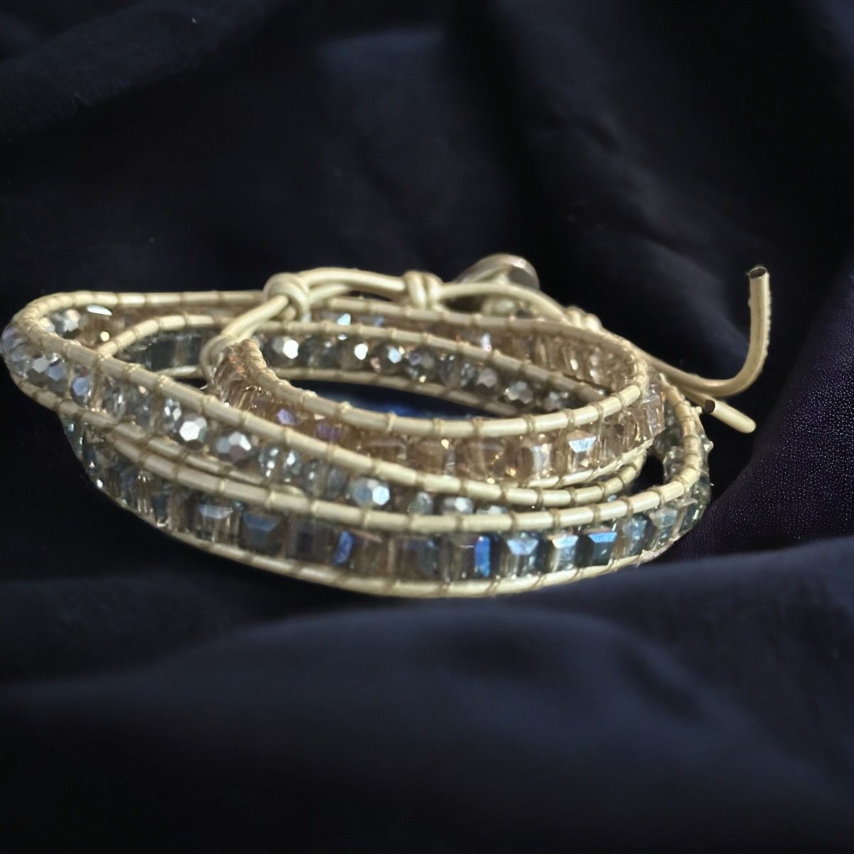 Other Victoria Emerson crystal leather wrap bracelet Size ONE SIZE - 3 Thumbnail