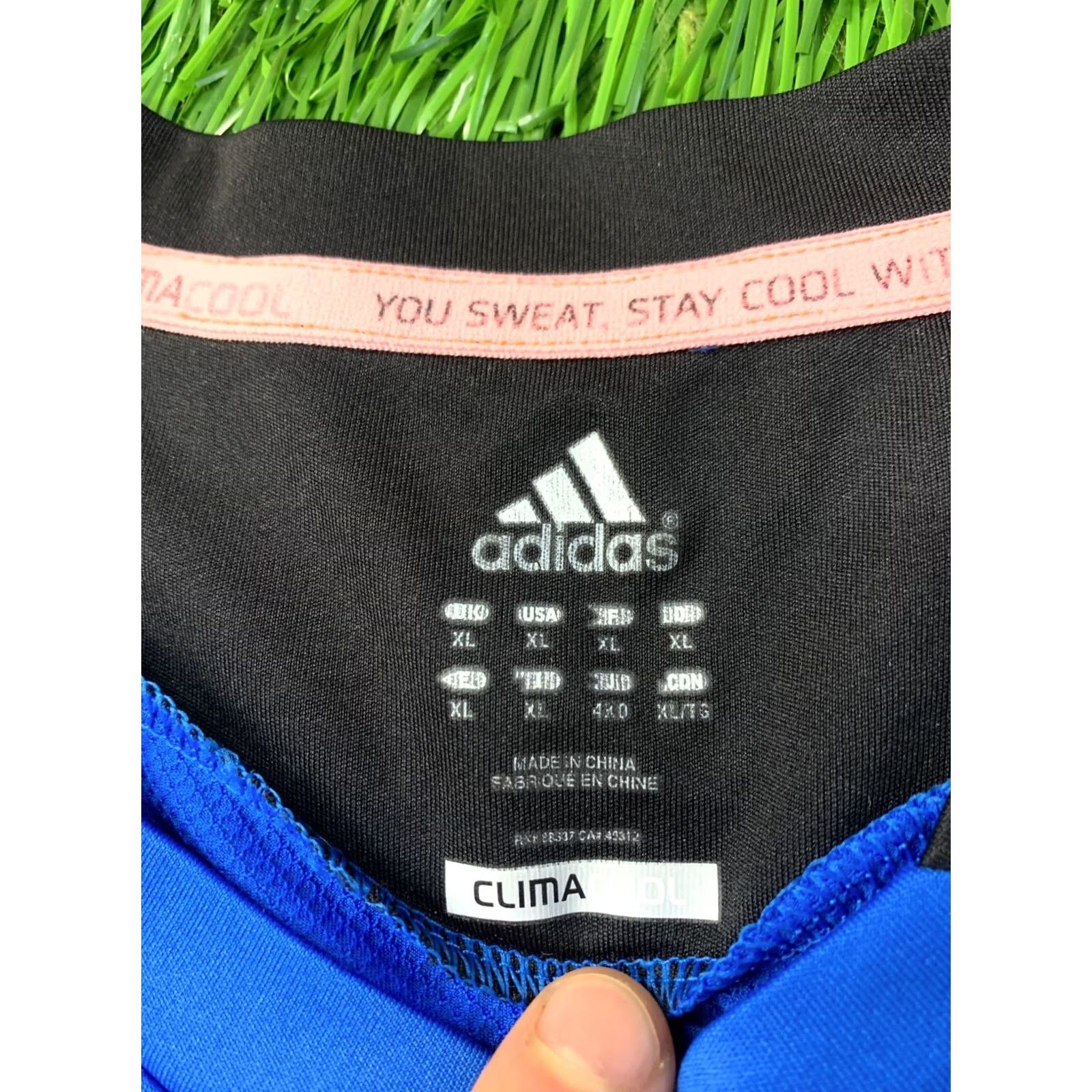 Adidas ADIDAS PERFORMANCE CLIMACOOL ORIGINAL 2011 FOOTBALL SHIRT JERSEY XL MEN SHORT SLEEVE BLUE BLACK GRAY Football Mens XL Shirt Size US XL / EU 56 / 4 - 4 Thumbnail