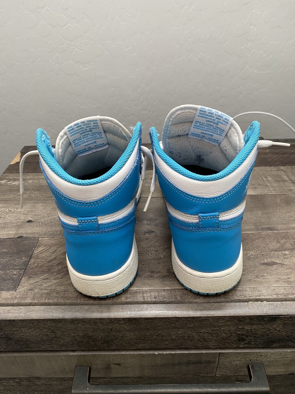 Jordan Brand Jordan 1 UNC Size US 6 / EU 39 - 4 Thumbnail