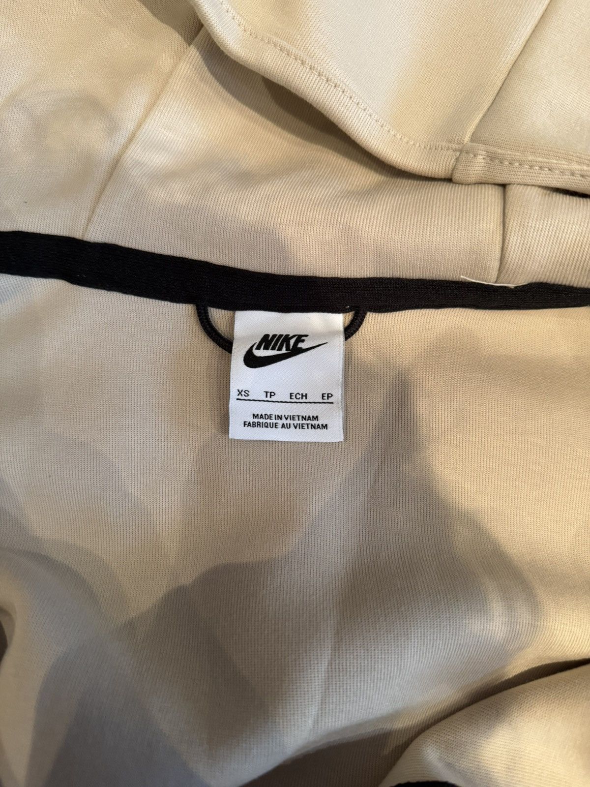 Nike Multicolor Nike Tech- Beige/Cream, White, Grey, Black Size US S / EU 44-46 / 1 - 3 Thumbnail