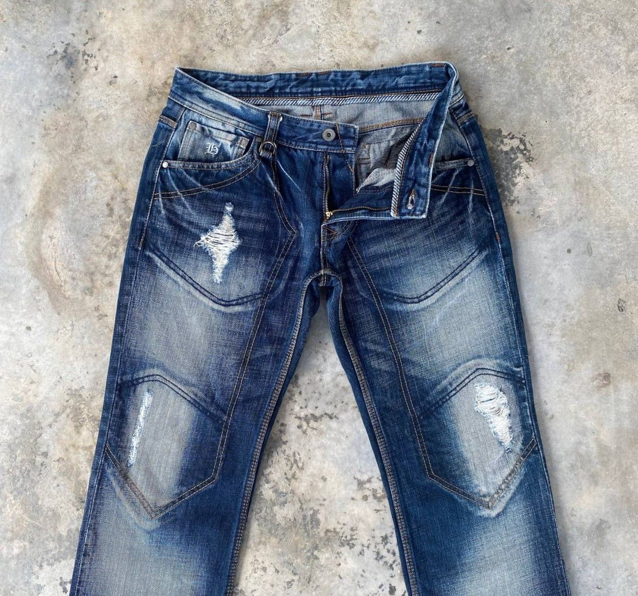 HIDEAWAYS Japan Hideaways Nicole Distressed "Engineered"Panelled Denim Size US 30 / EU 46 - 7 Thumbnail