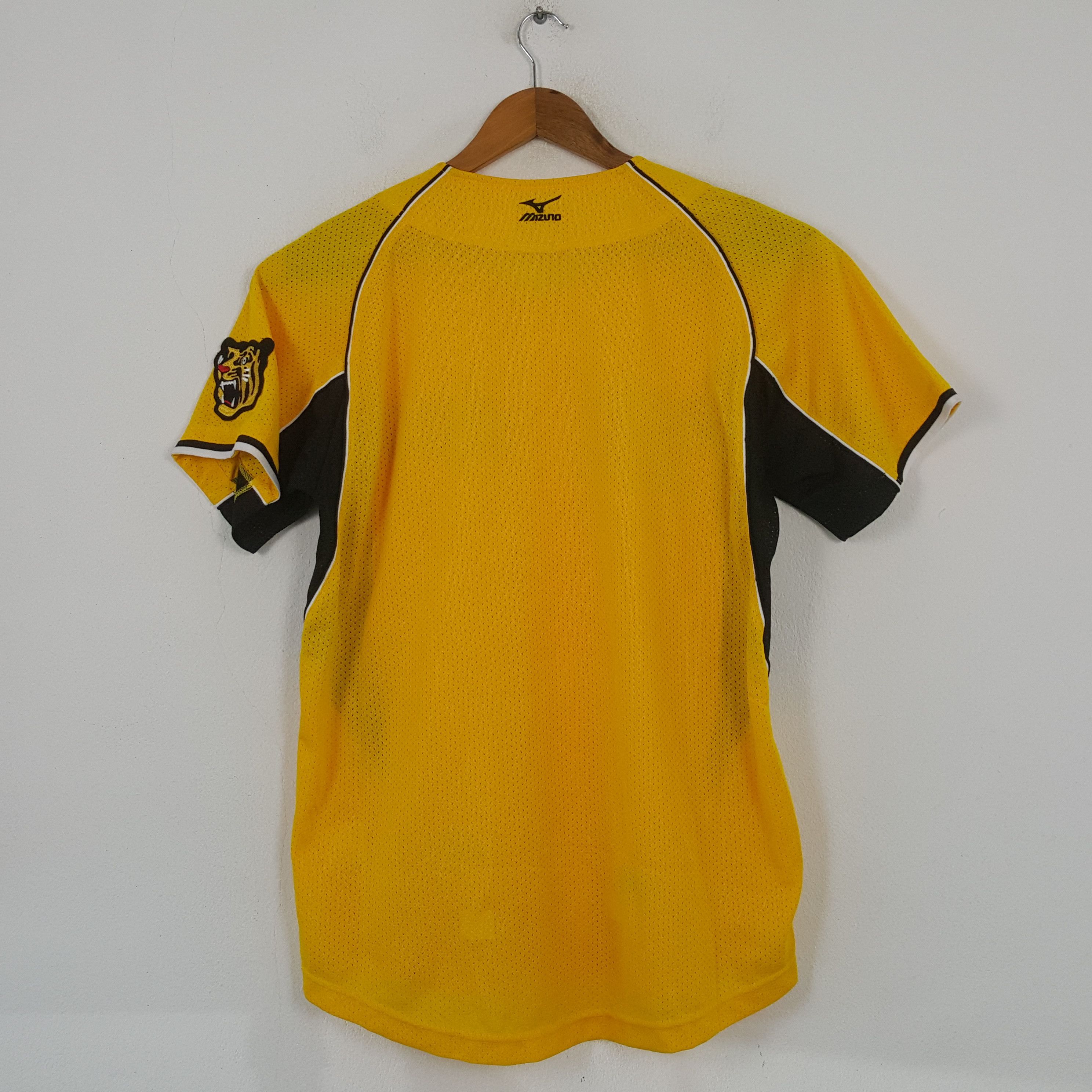 Designer × Japanese Brand × Vintage Vintage HANSHINT TIGERS Japan Baseball Team Jersey C294N28 Size US M / EU 48-50 / 2 - 3 Thumbnail