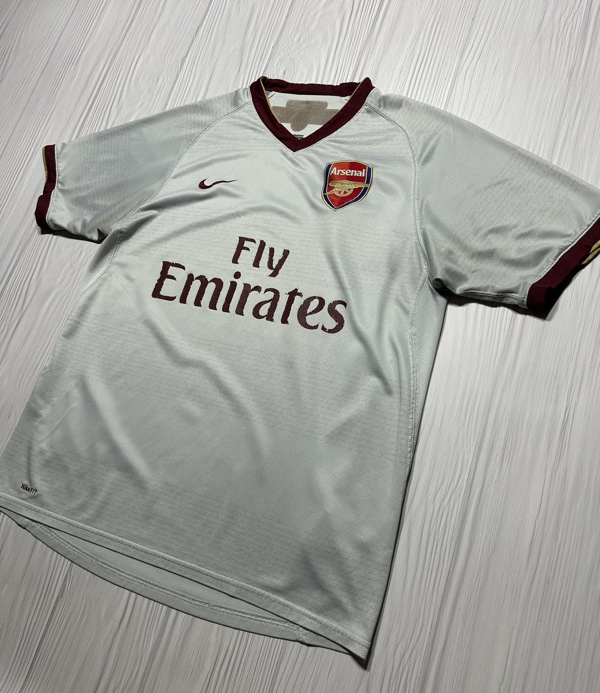 Vintage Vintage Nike Arsenal 2007 2008 Away Jersey T-Shirt Size US M / EU 48-50 / 2 - 2 Thumbnail