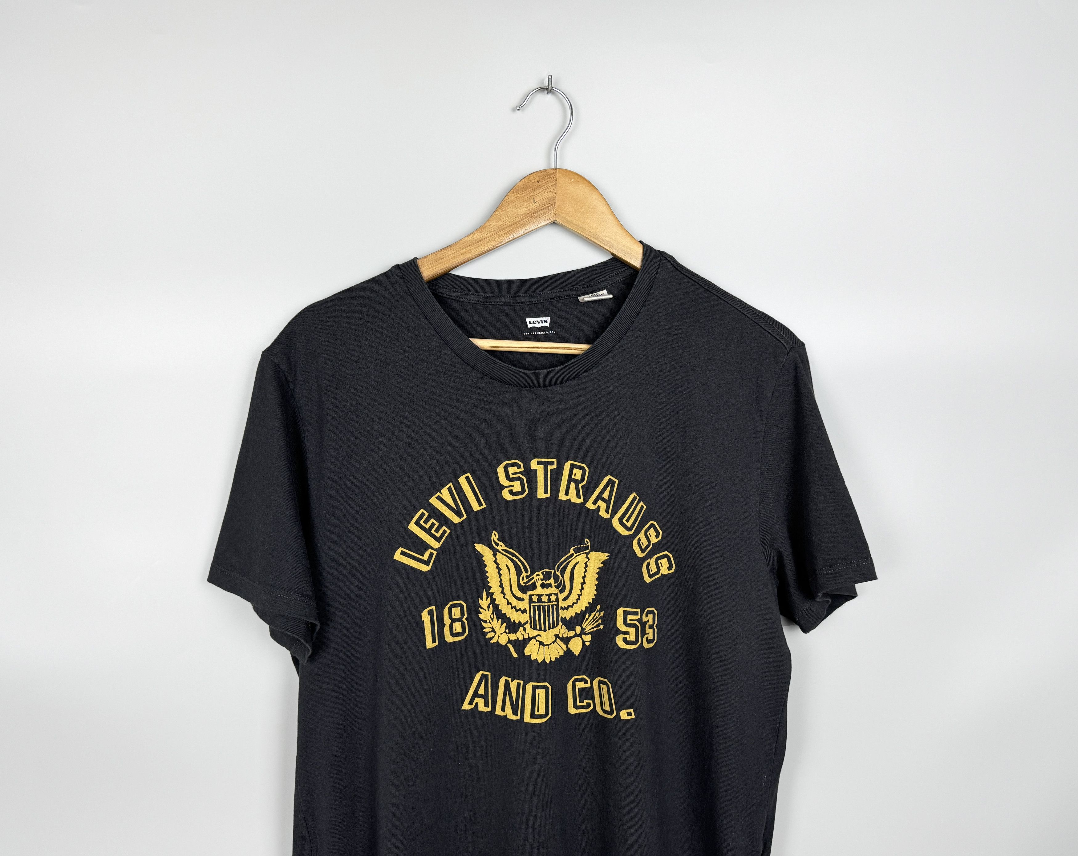 Levi's Levi's Levis Military Big Logo T-Shirt Size US L / EU 52-54 / 3 - 2 Thumbnail