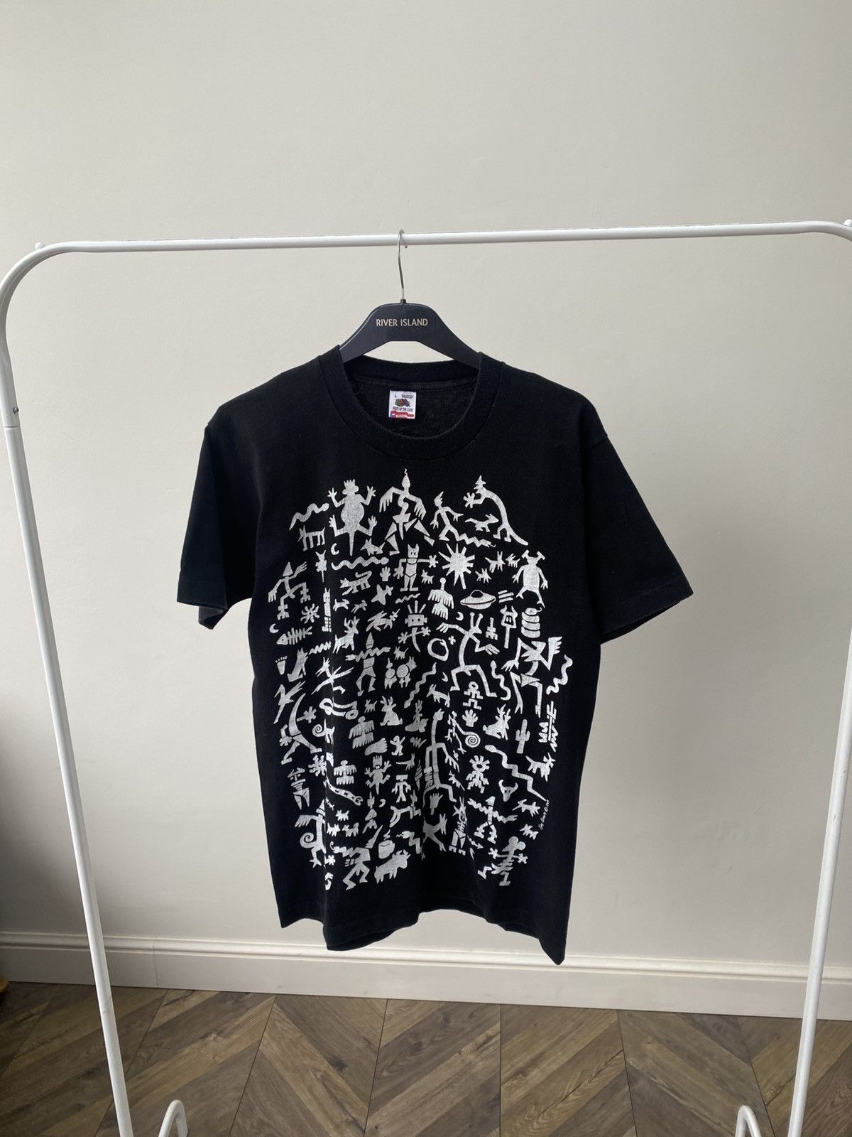 Fruit Of The Loom Vintage FRUIT OF THE LOOM Ken Brown pop art print t-shirt Size US L / EU 52-54 / 3 - 1 Thumbnail