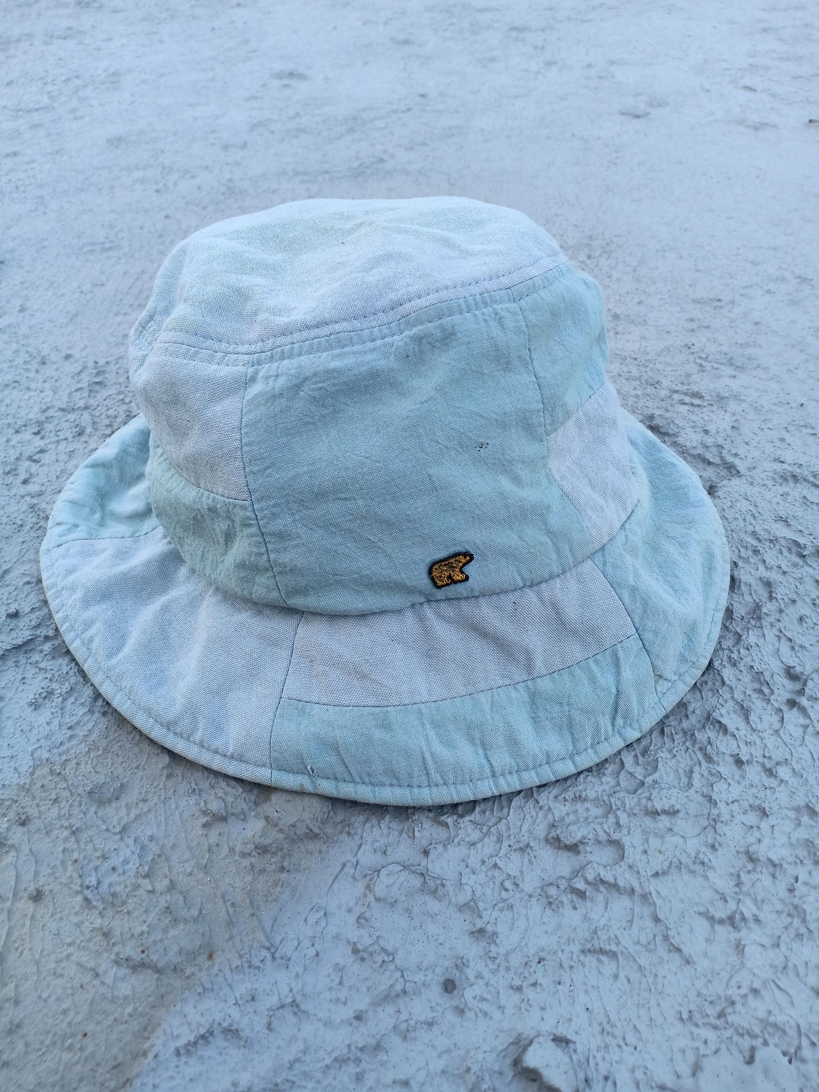 GOLDEN BEAR bucket hat