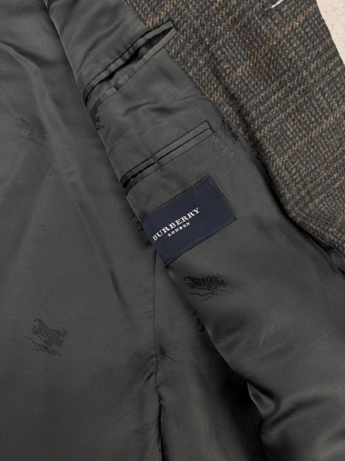 Burberry Burberry London Wool Cashmere Check Blazer Jacket Size 52 Size 42R - 9 Thumbnail