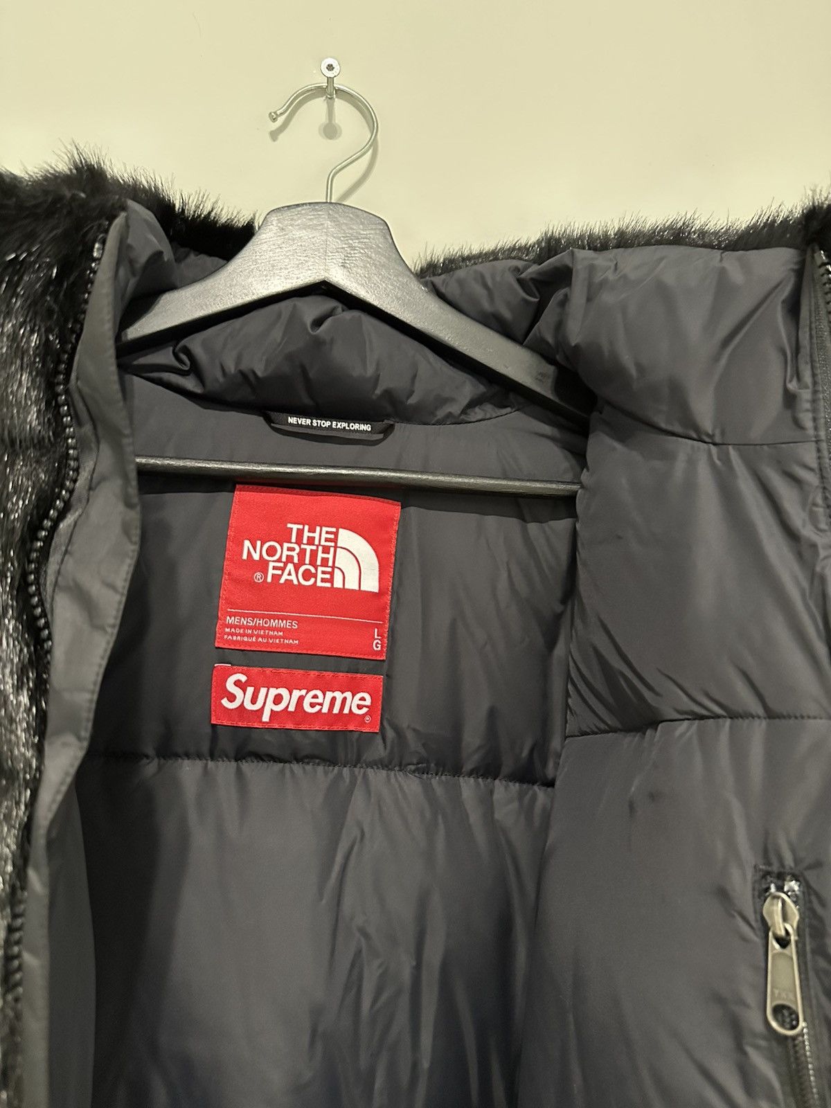 Supreme × The North Face Supreme X TNF Faux Fur Nuptse Jacket Size US L / EU 52-54 / 3 - 6 Thumbnail