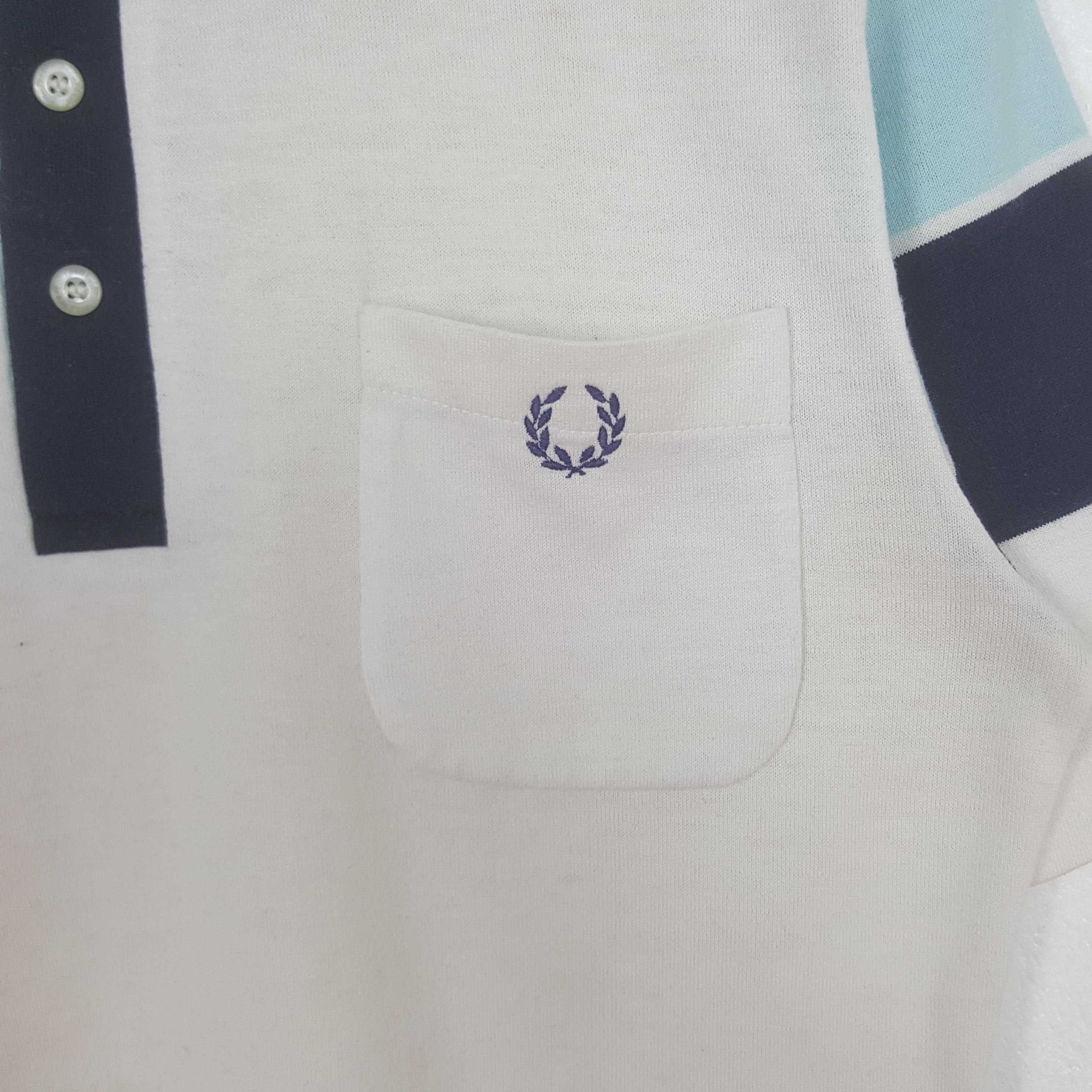 Fred Perry Vintage Fred Perry Small Logo Polos C319N11 Size US M / EU 48-50 / 2 - 2 Thumbnail