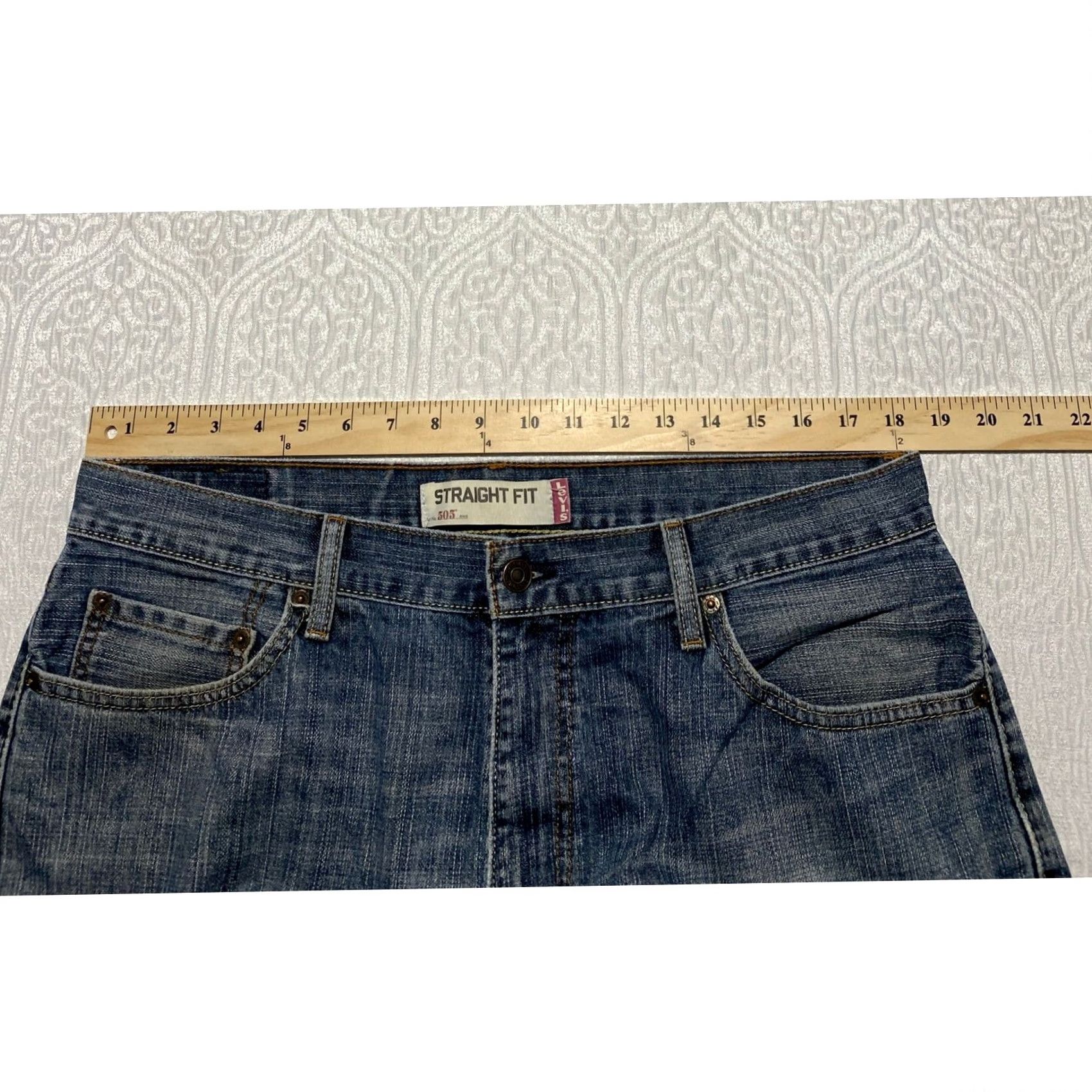Levi's Levi’s 505 Men’s Straight Jeans 36x32 Blue Denim Regular Fit 5-Pocket Pants Size US 36 / EU 52 - 5 Thumbnail