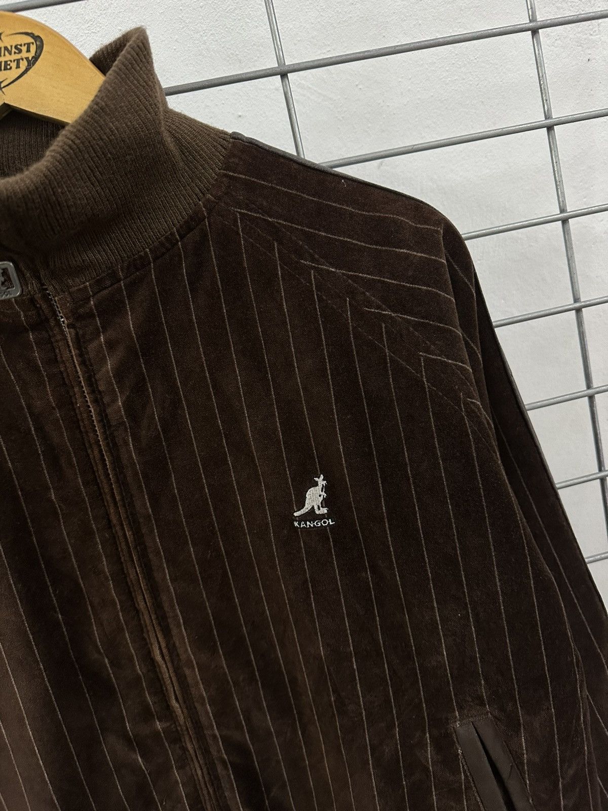 Beauty Beast × Kangol × Vintage Rare And Beautiful Kangol Velvet Zipper Jacket Y2K Style Size US M / EU 48-50 / 2 - 5 Thumbnail