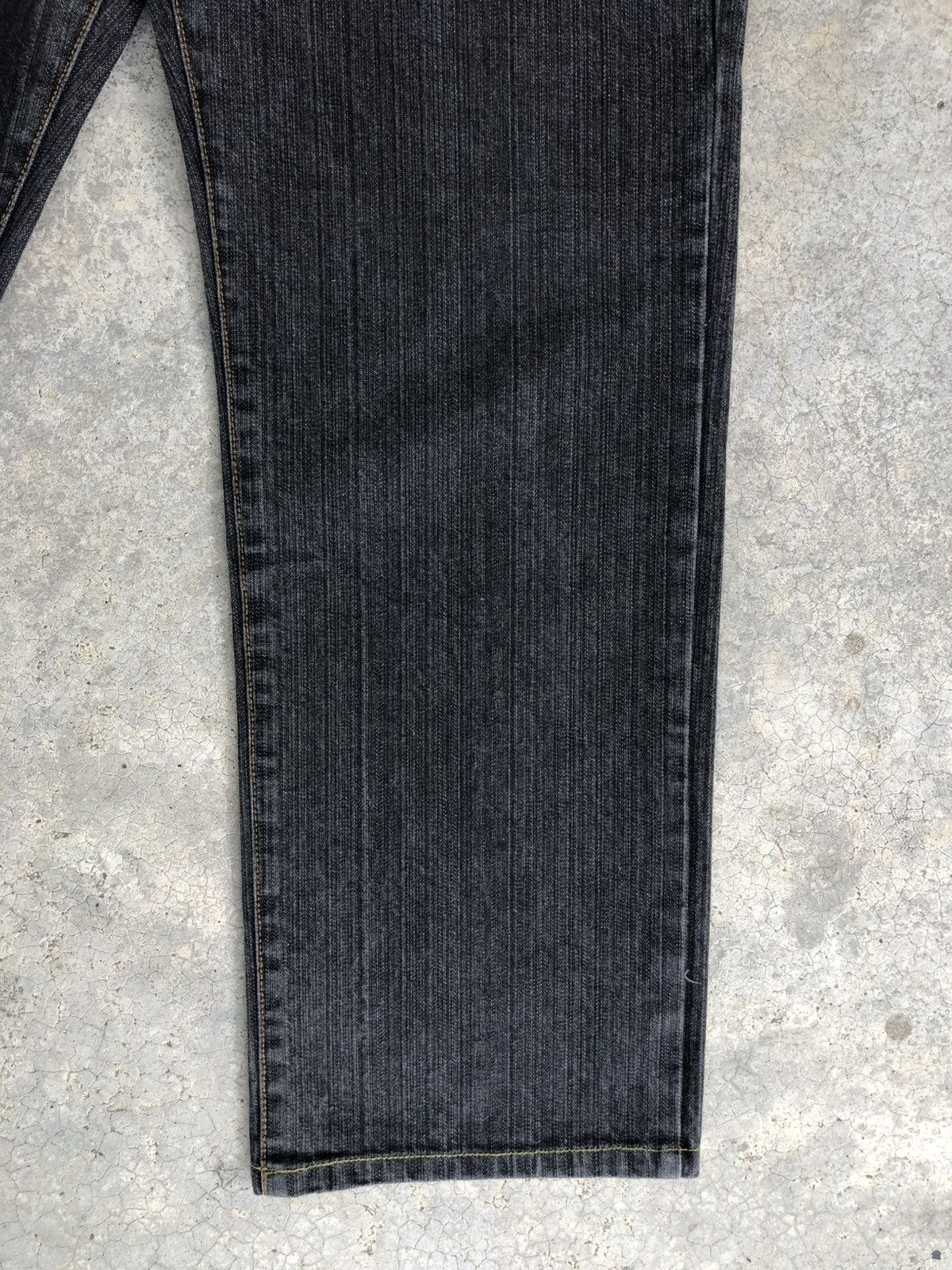 Japanese Brand Japanese Tuwamono Embroidered Jeans Distressed Size US 32 / EU 48 - 7 Thumbnail