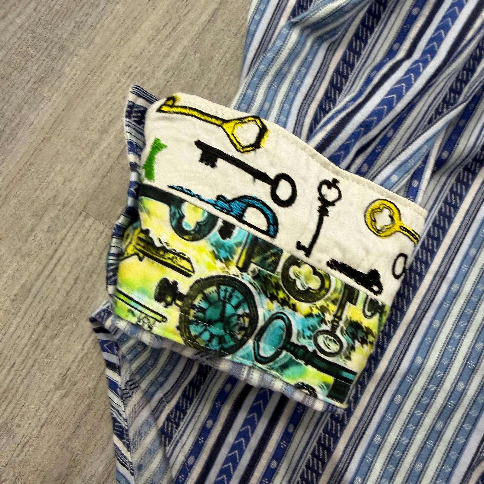 Robert Graham Robert Graham Flip Cuff Button Shirt Men's Extra Large Size US XL / EU 56 / 4 - 5 Thumbnail