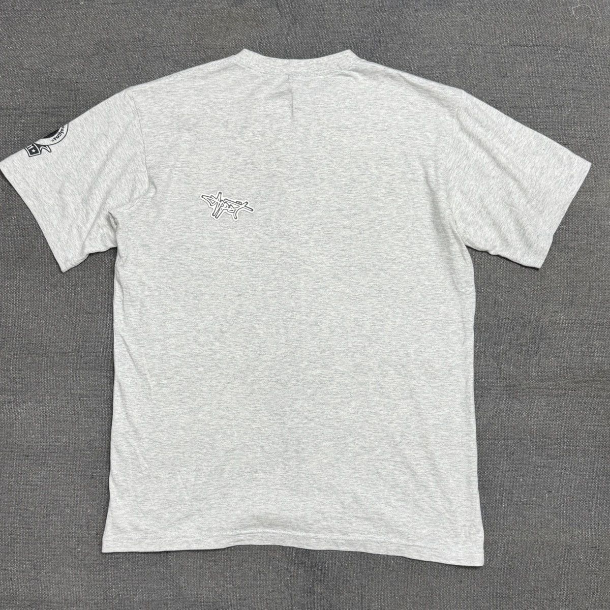 Designer T & C surf Tshirt print art Size US M / EU 48-50 / 2 - 6 Thumbnail