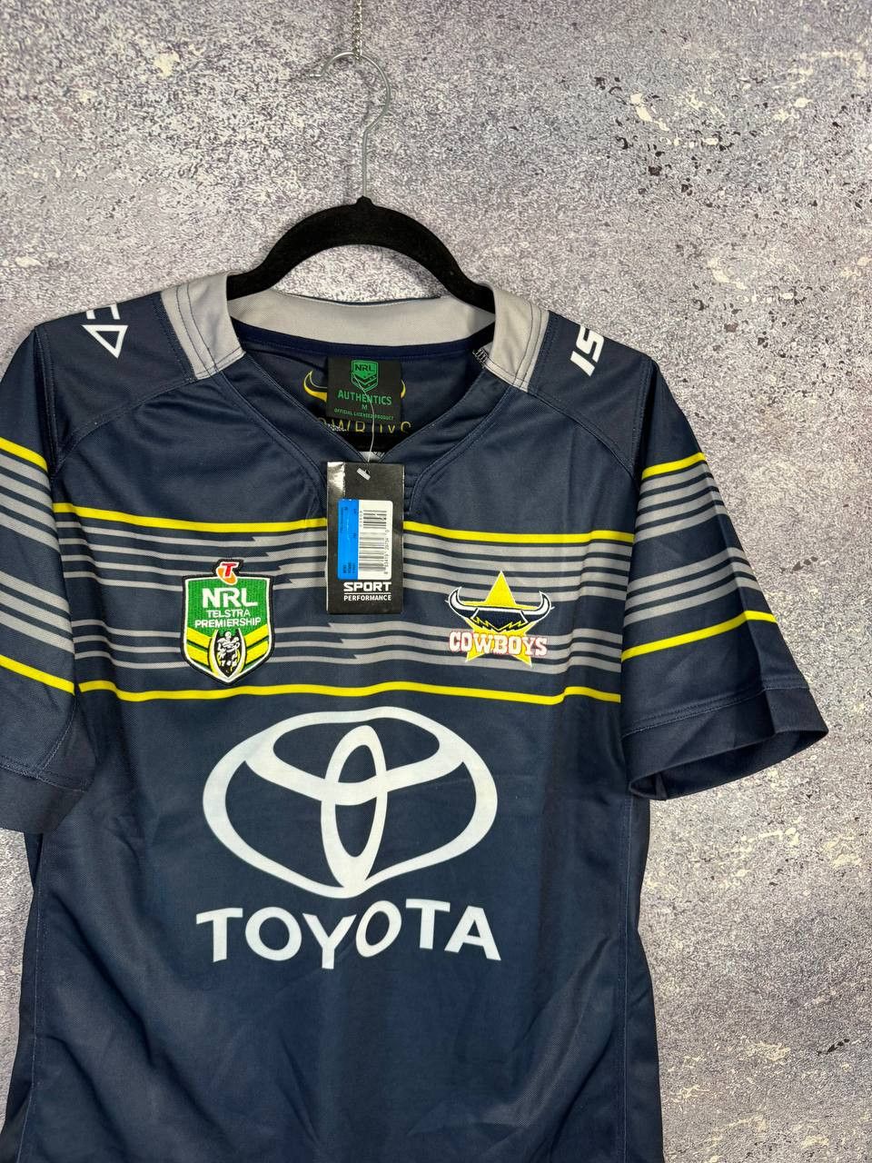 Other NWT Cowboys NRL Toyota Rugby Jersey Blokcore Medium Size US M / EU 48-50 / 2 - 4 Thumbnail