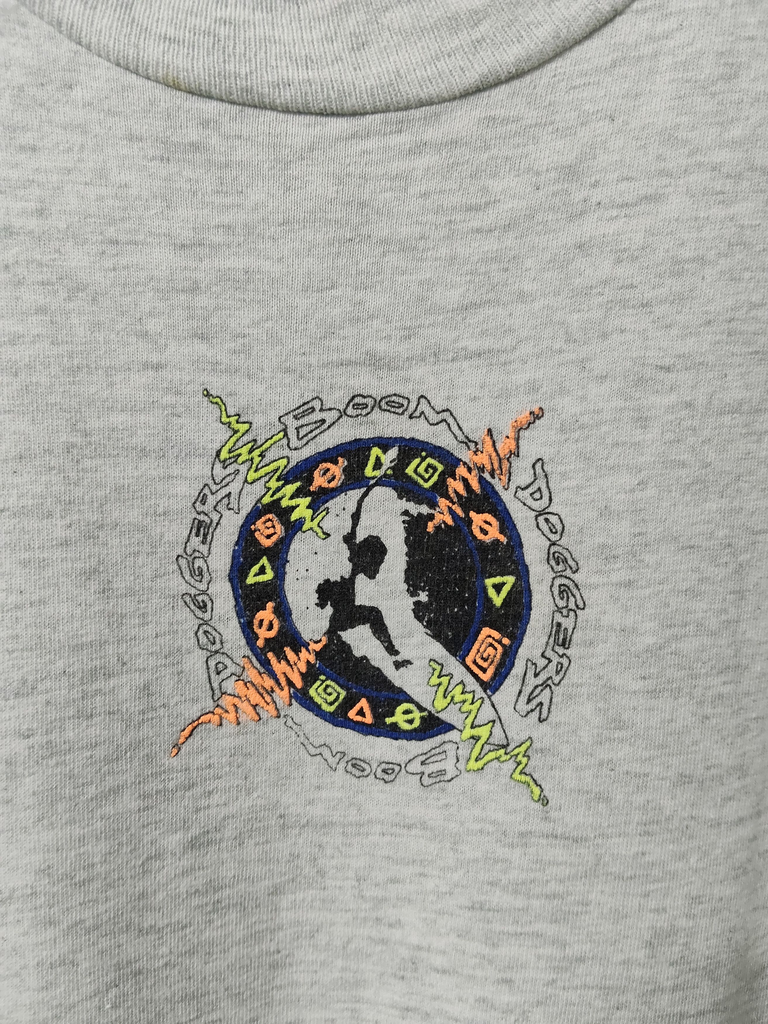 Vintage vintage 90s dodgers booms surf hawaii tshirt made in usa Size US L / EU 52-54 / 3 - 4 Thumbnail