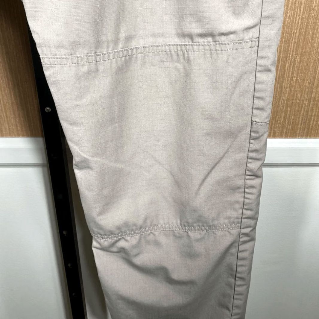 Vintage 5.11 Tactical Series Men's Pants Khaki Straight Leg Hiking 40 x 30 Regular Mens Pants Khaki 65% Polyester 35% Cotton Size US 40 / EU 56 - 5 Thumbnail