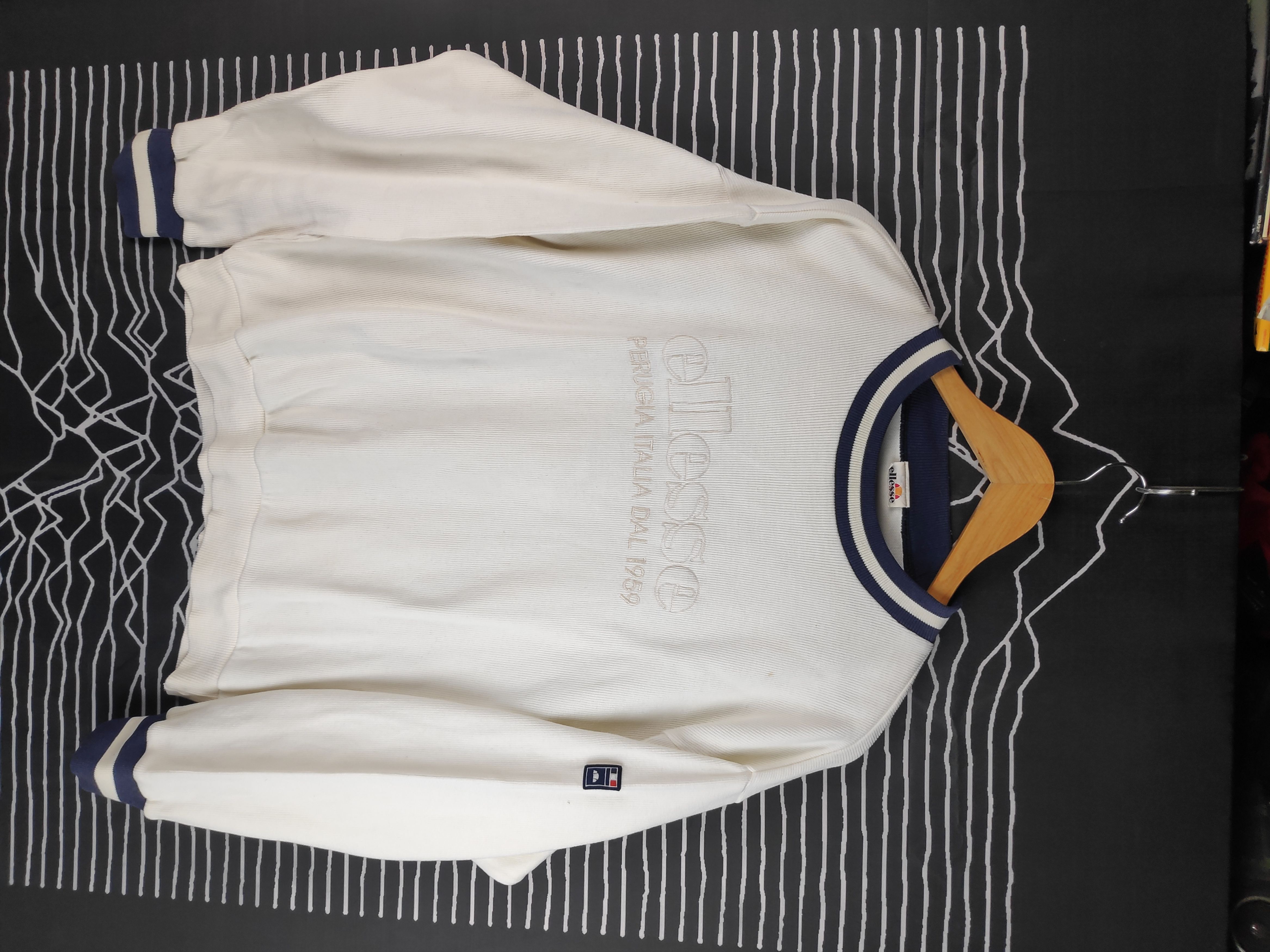 image of VTG Ellesse Spell Out Casual Brand Logo Tee in White/Navy, Men's (Size Small)