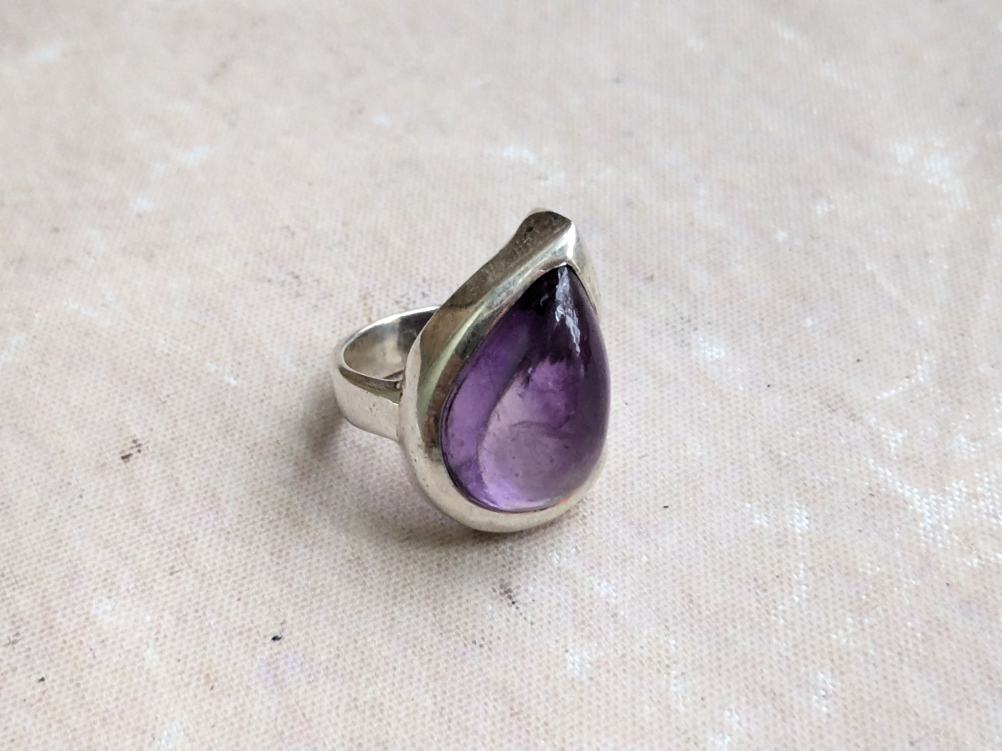 Sterling Silver Vintage Sterling Silver Ring Purple Amethyst 6 Teardrop Size ONE SIZE - 1 Thumbnail