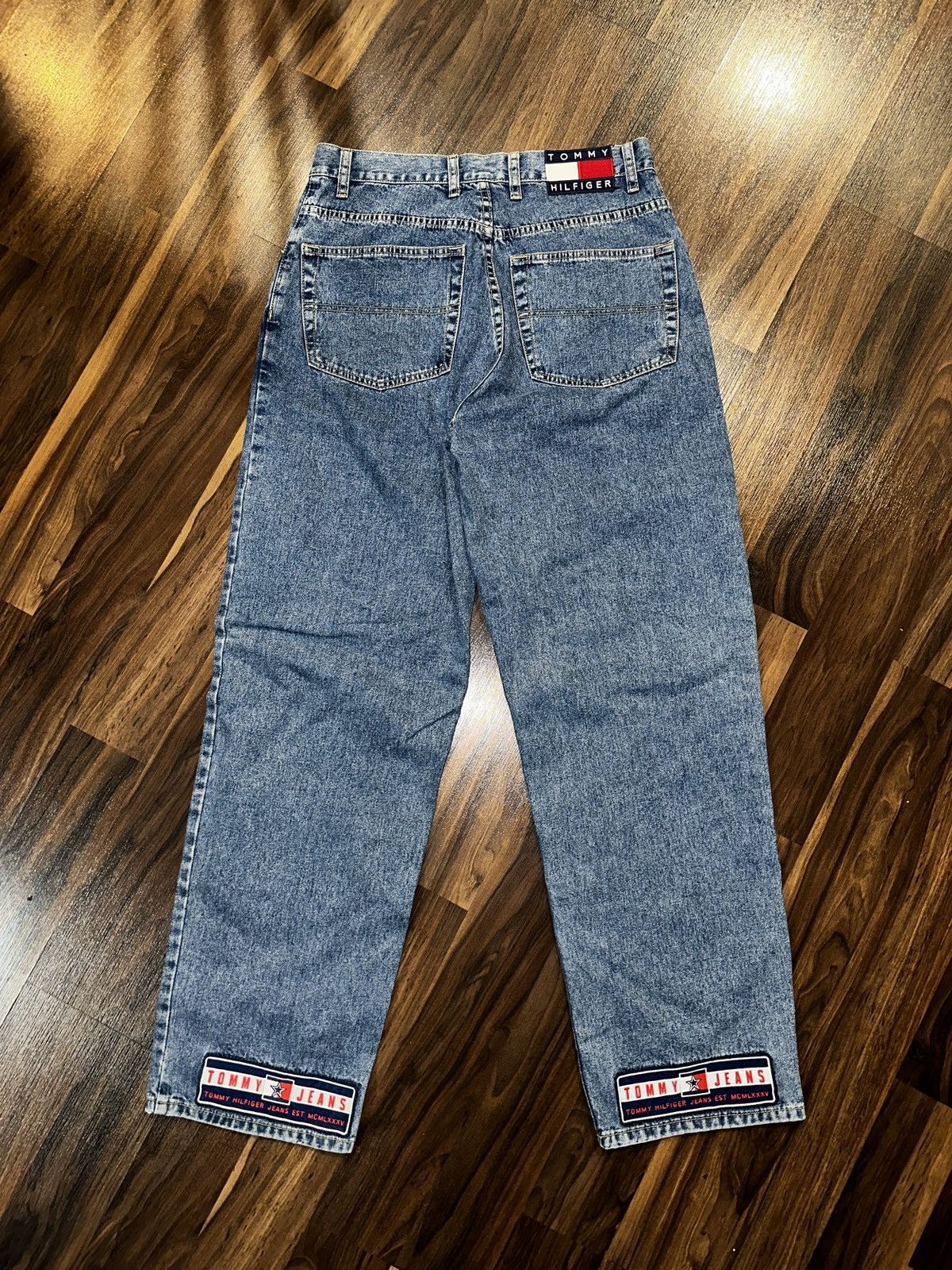 Tommy Hilfiger Vtg Y2K TOMMY HILFIGER Flag Patch Baggy Jeans 32W Size US 32 / EU 48 - 1 Thumbnail