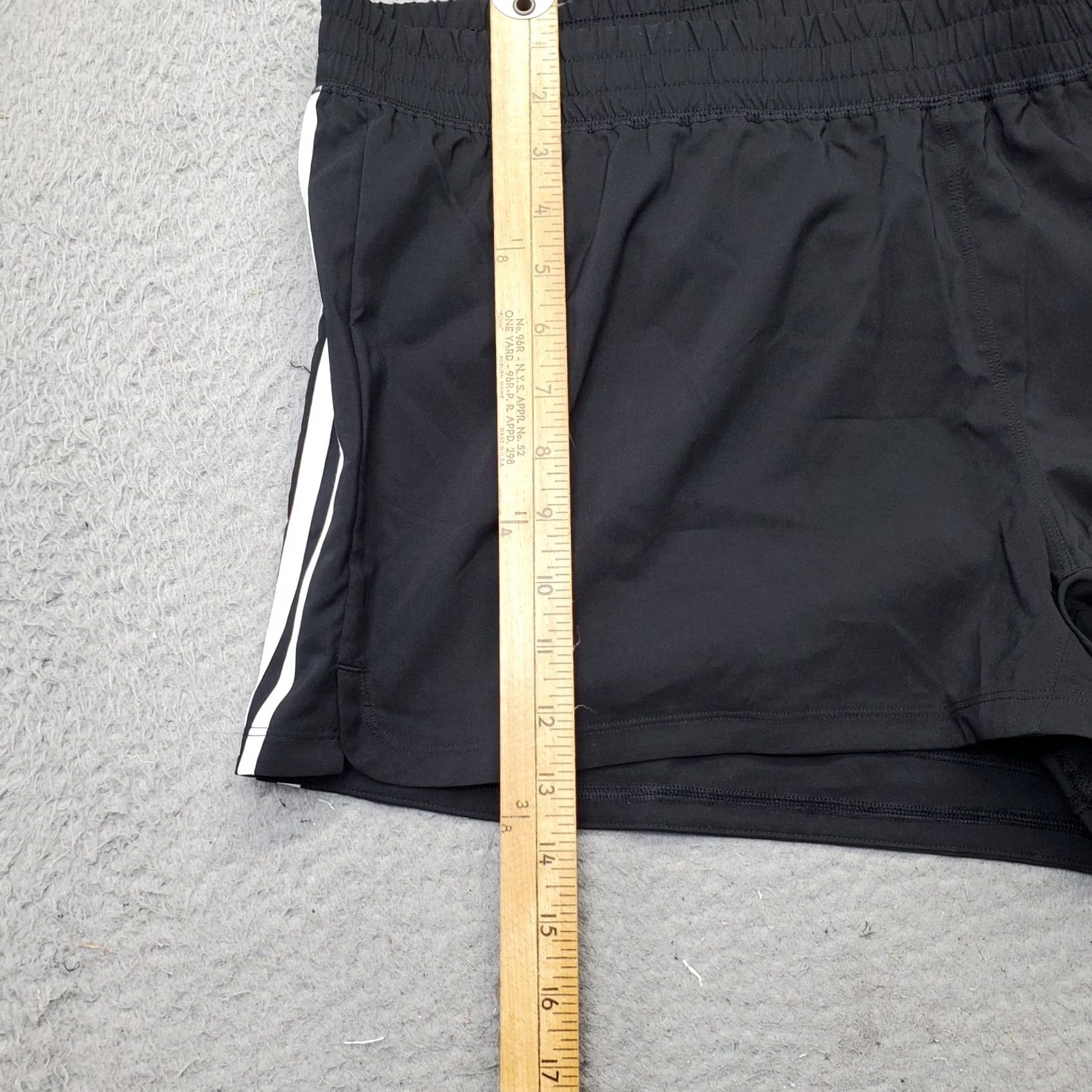 Adidas Adidas Training Shorts Womens Size 2XL Black White Stripes Elastic Waist Pull On Size 40" / US 18 - 3 Thumbnail