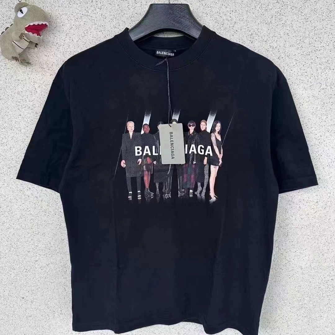 Balenciaga Balenciaga portrait short sleeved shirt Size US XS / EU 42 / 0 - 1 Thumbnail