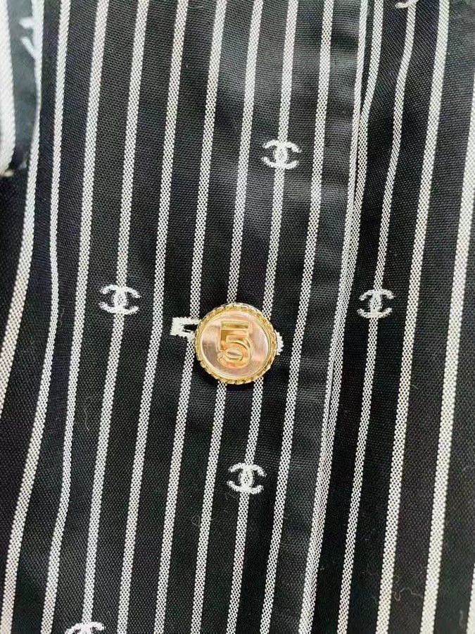 Chanel Chanel Short-sleeved tweed suit jacket Size XS / US 0-2 / IT 36-38 - 3 Thumbnail