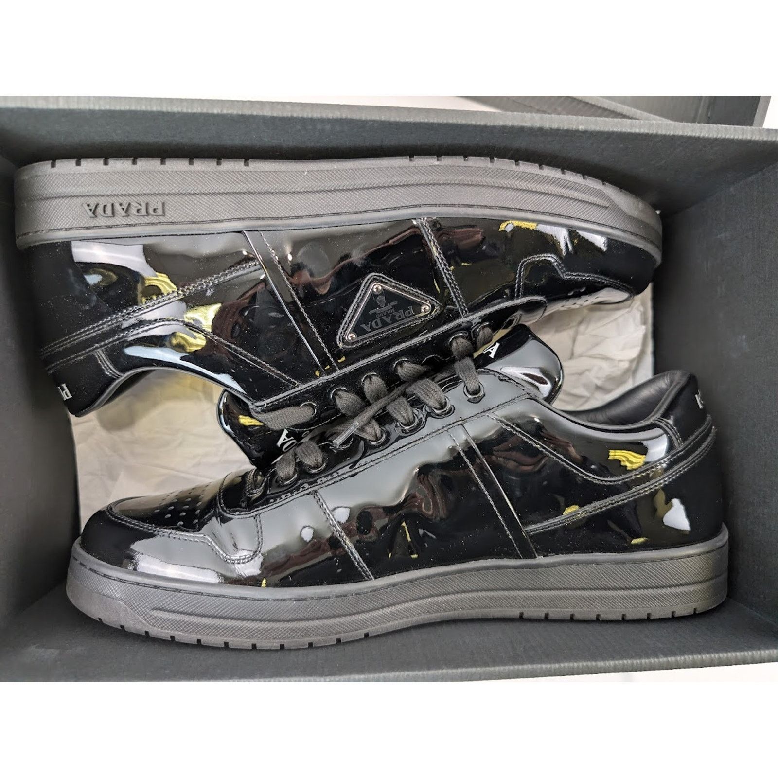 Prada o1rshd1 Calzature Uomo Low-Top Sneakers in Nero Size US 9 / EU 42 - 21 Thumbnail