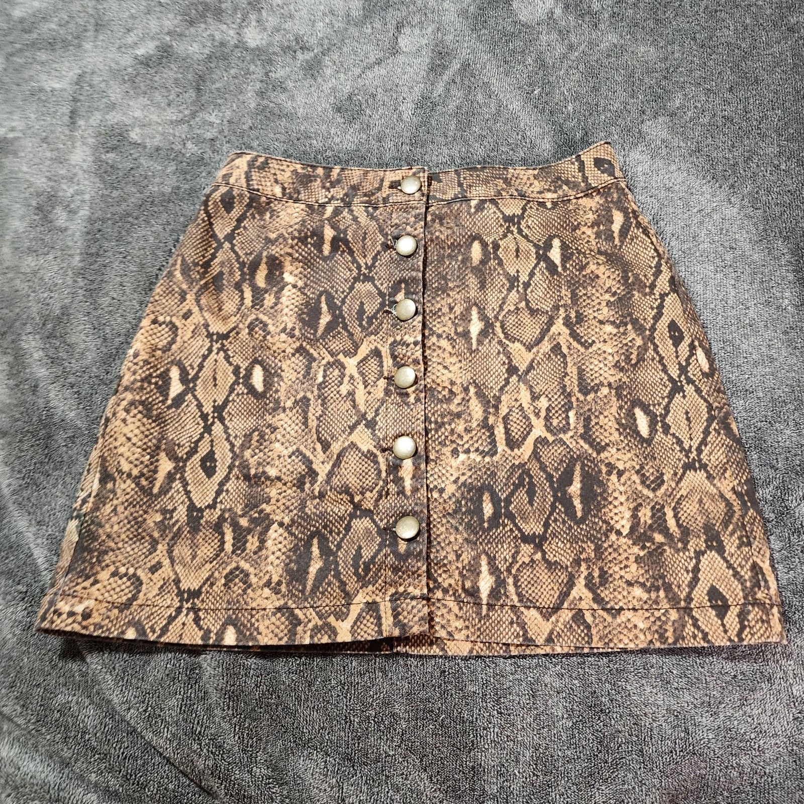 Gianni Valentino Gianni Bini Button up snake print skirt size Medium 2352 Size 28" / US 6 / IT 42 - 1 Thumbnail
