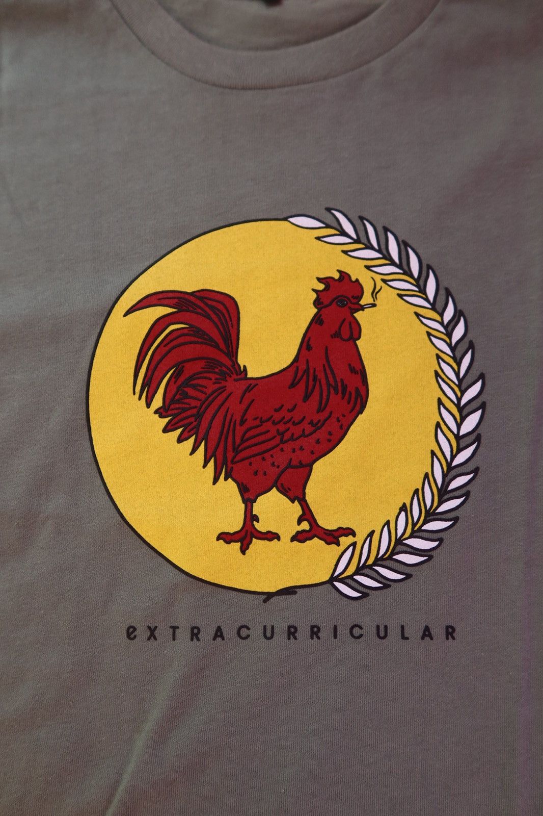 Other Extracurricular Rooster Smoking Cigarette Green T-Shirt Size US M / EU 48-50 / 2 - 2 Thumbnail