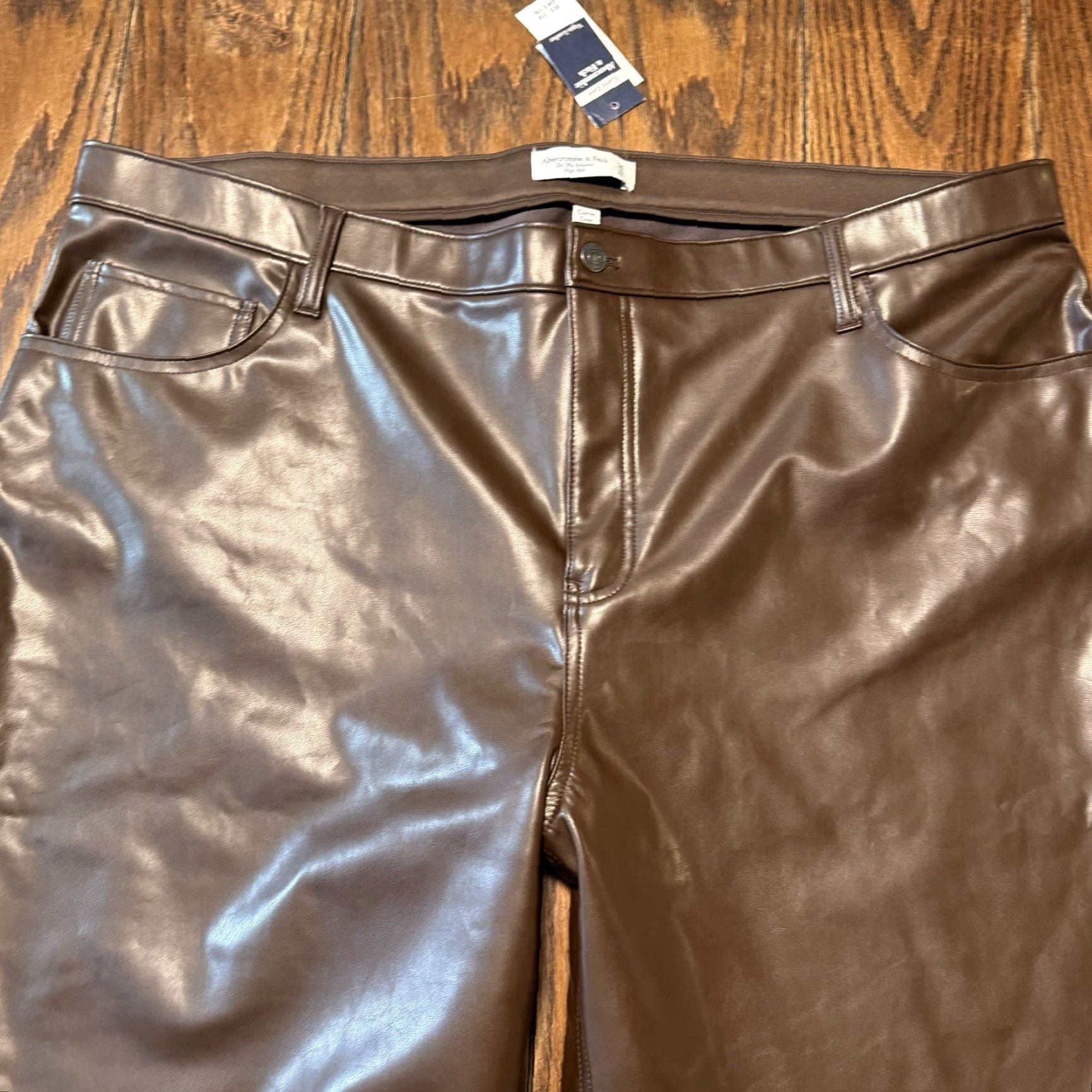 Abercrombie & Fitch VINTAGE Abercrombie & Fitch Faux Leather Women’s 36 High Rise 90’s Straight Jeans Womens Girls Size ONE SIZE - 3 Thumbnail