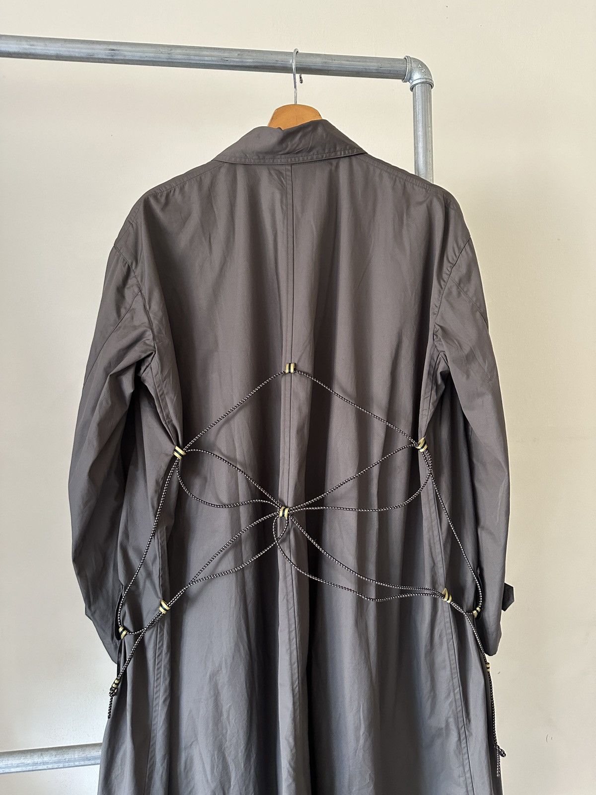 Issey Miyake SS2004 Issey Miyake Bungee Cord Raincoat Jacket Size US L / EU 52-54 / 3 - 10 Thumbnail