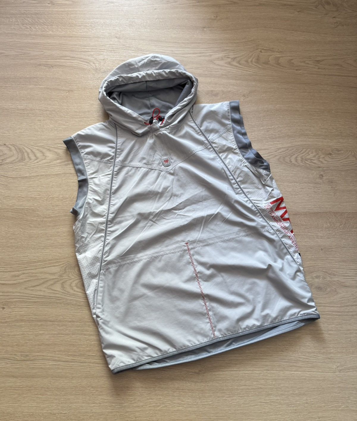 Vintage Vintage 00’s Nike Air Max Japanese Nylon Tank Top Shirt Size US L / EU 52-54 / 3 - 1 Thumbnail