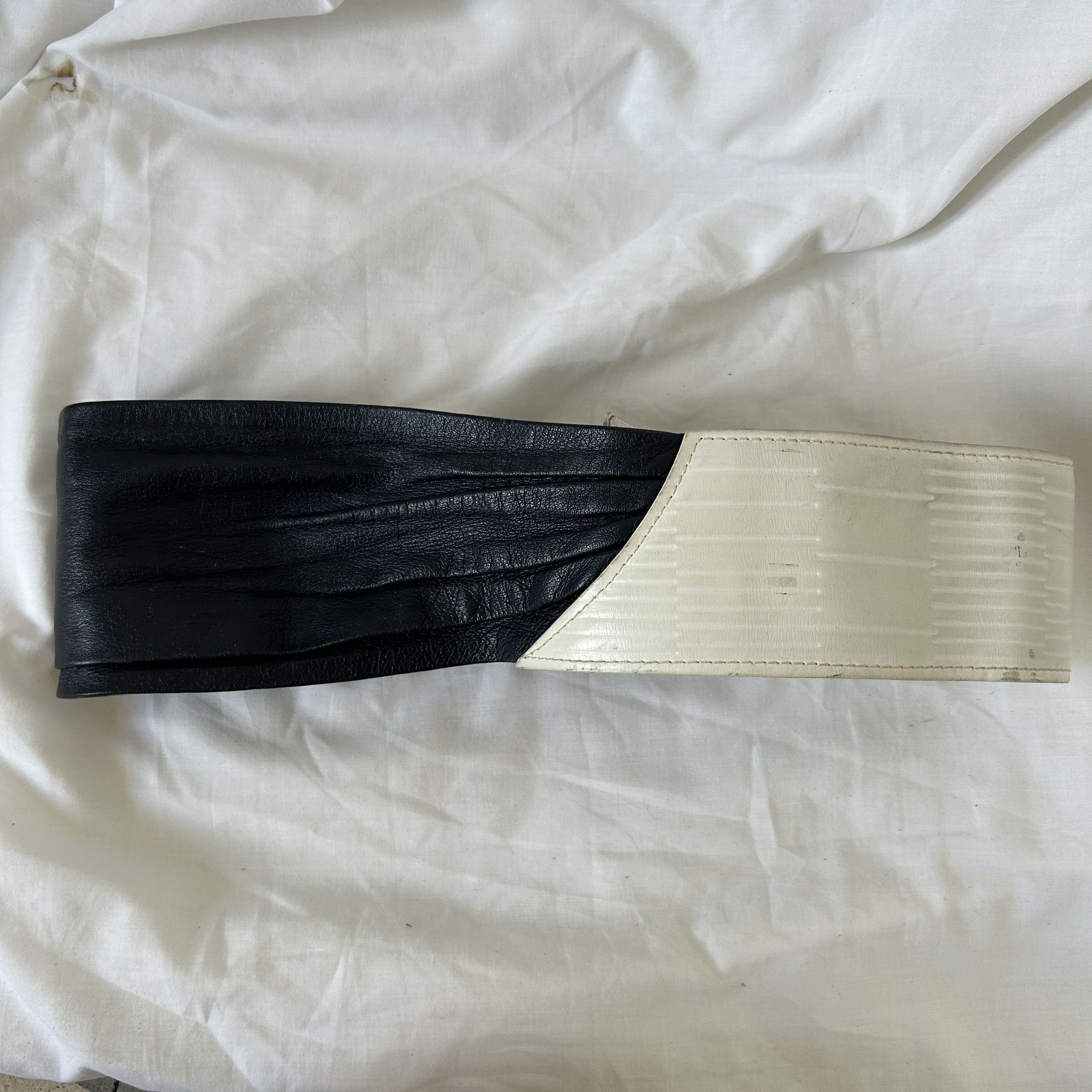Versace Gianni Versace Vintage Black White Wide Leather Belt Size ONE SIZE - 8 Thumbnail