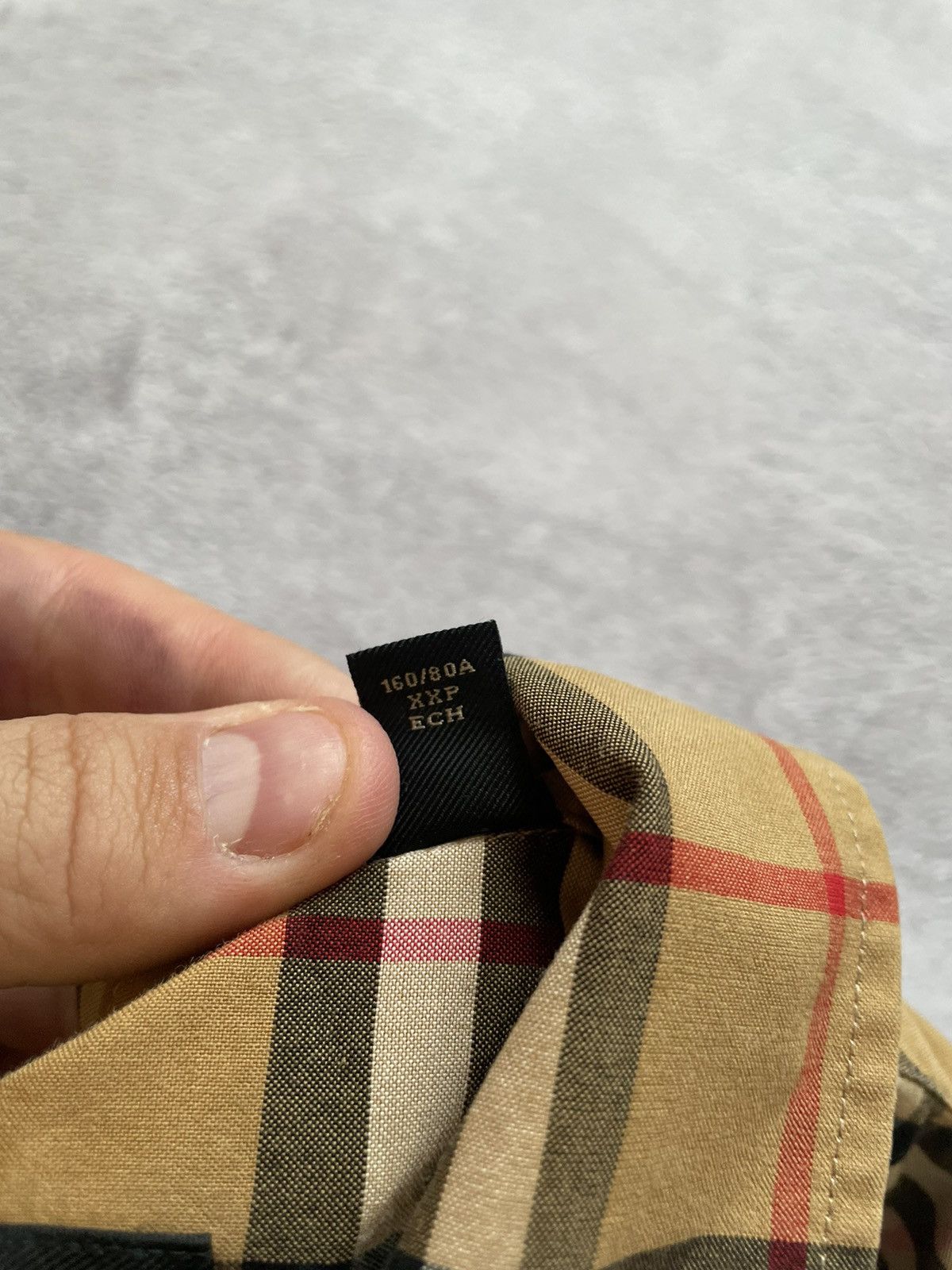 Burberry Authentic Burberry Rainbow Nova Check Shirt Size XS Italy Size US XS / EU 42 / 0 - 8 Thumbnail