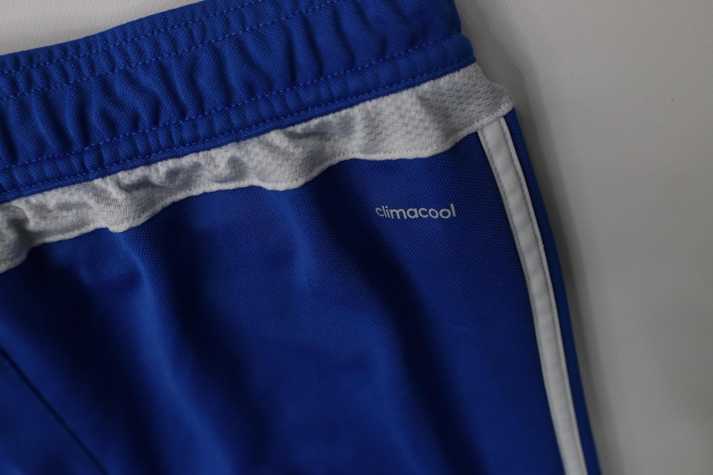 Adidas Vintage Adidas Striped Tapered Leg Running Soccer Pants Size US 34 / EU 50 - 15 Thumbnail