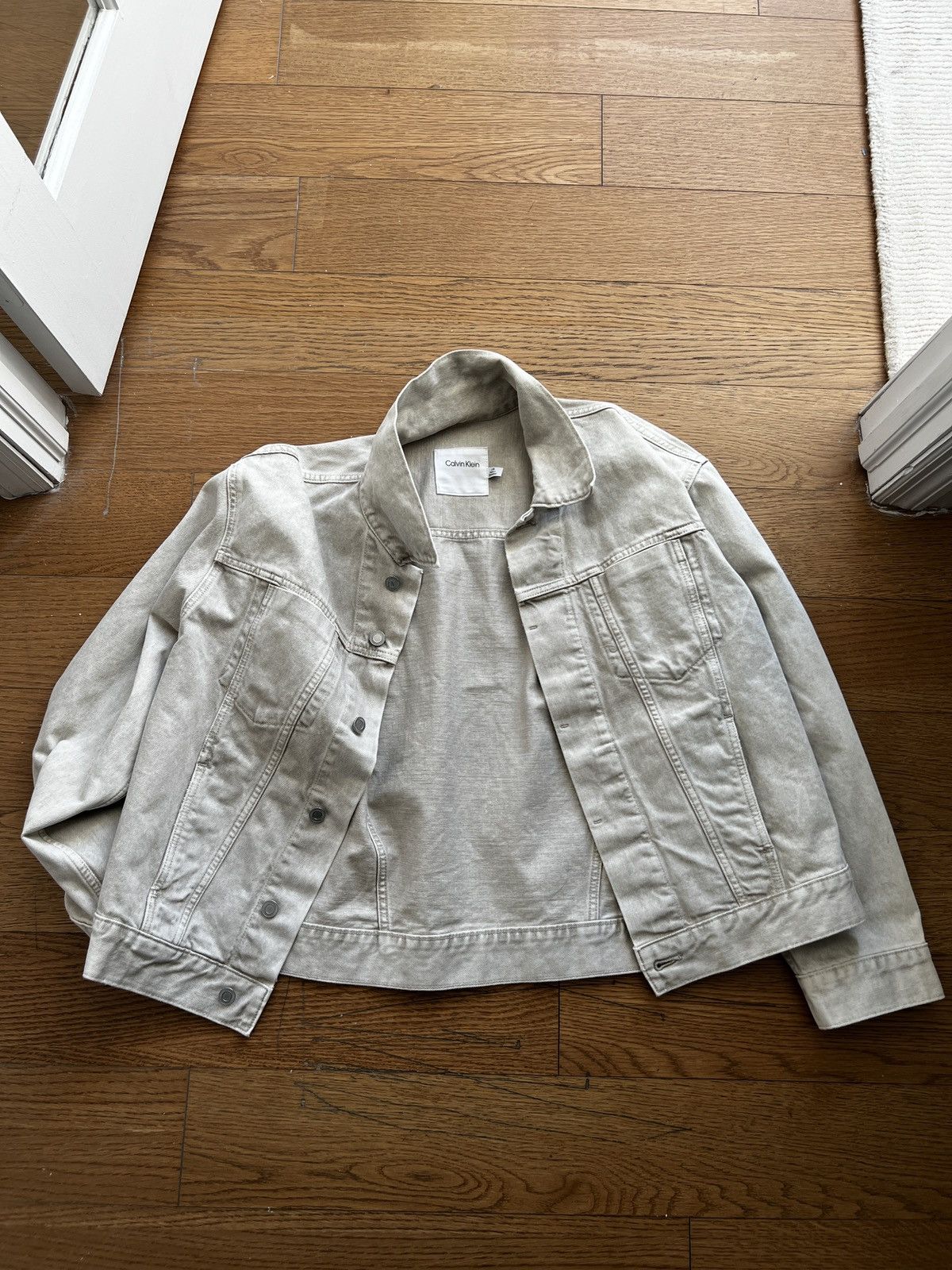 Calvin Klein Grey/Beige washed Denim Jacket Size US L / EU 52-54 / 3 - 1 Thumbnail