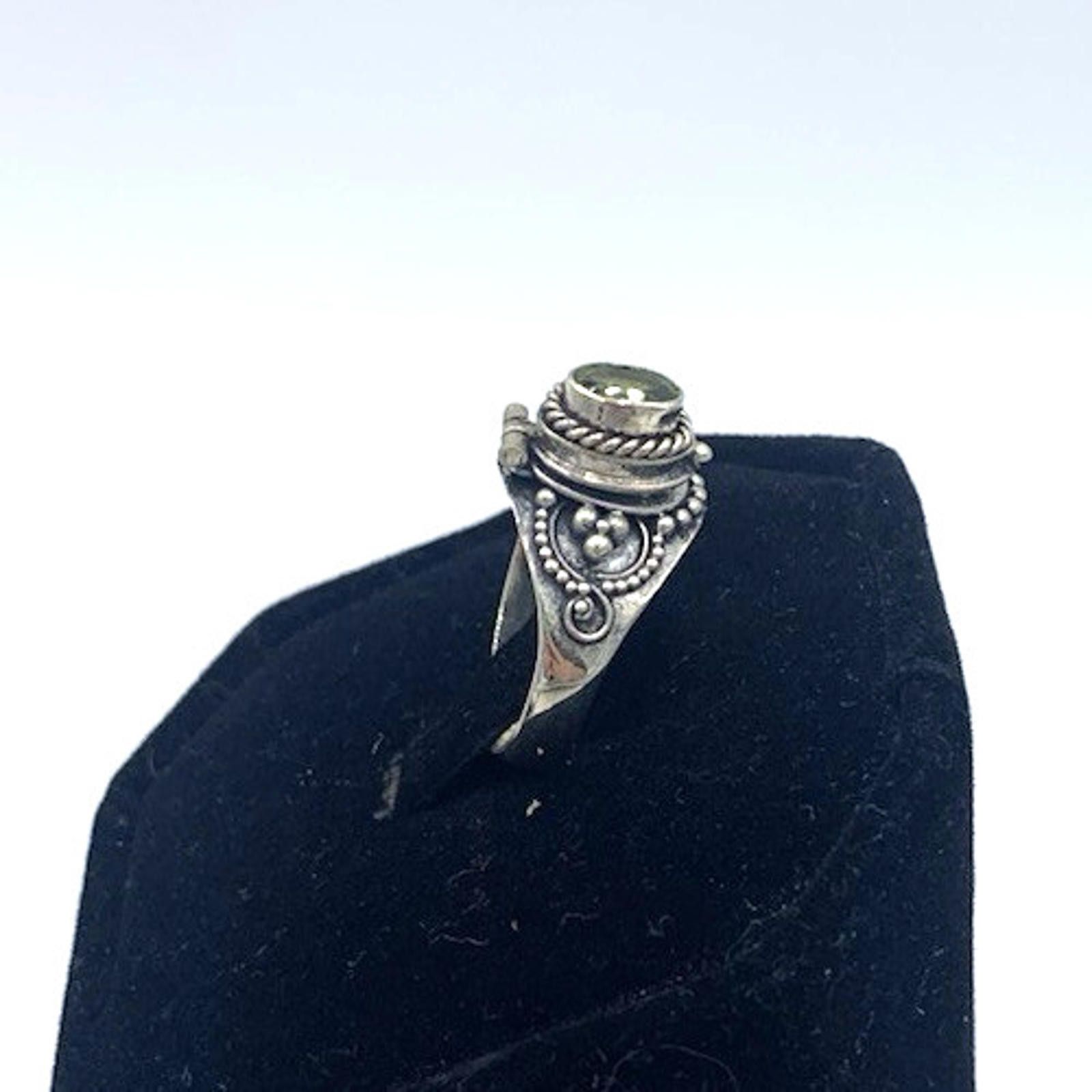 Other Art Deco Style Peridot Poison Pill Box Sterling Silver Ring Size ONE SIZE - 2 Thumbnail
