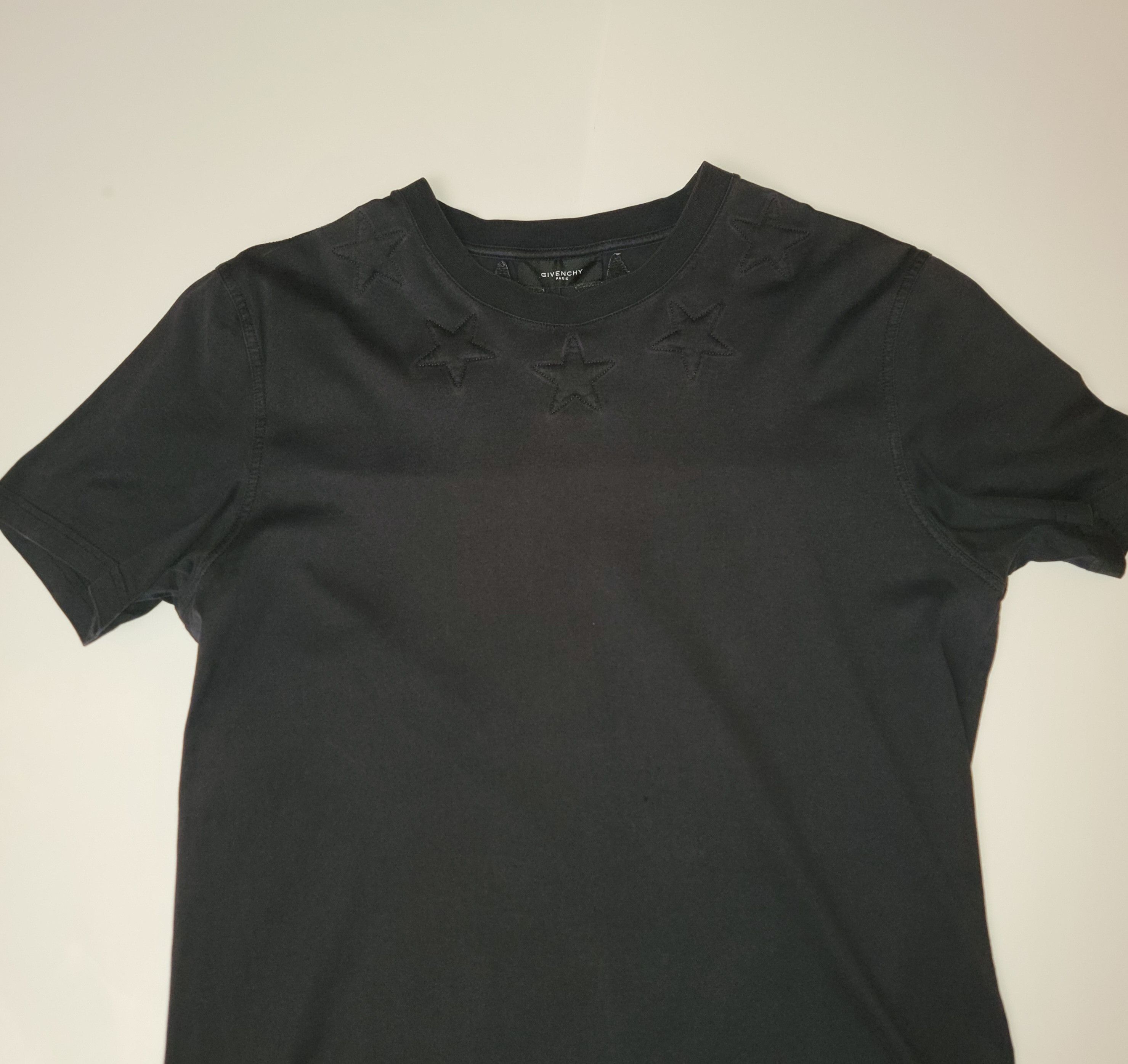 image of Givenchy Fit Size L Star T-Shirt Tee Black, Men's