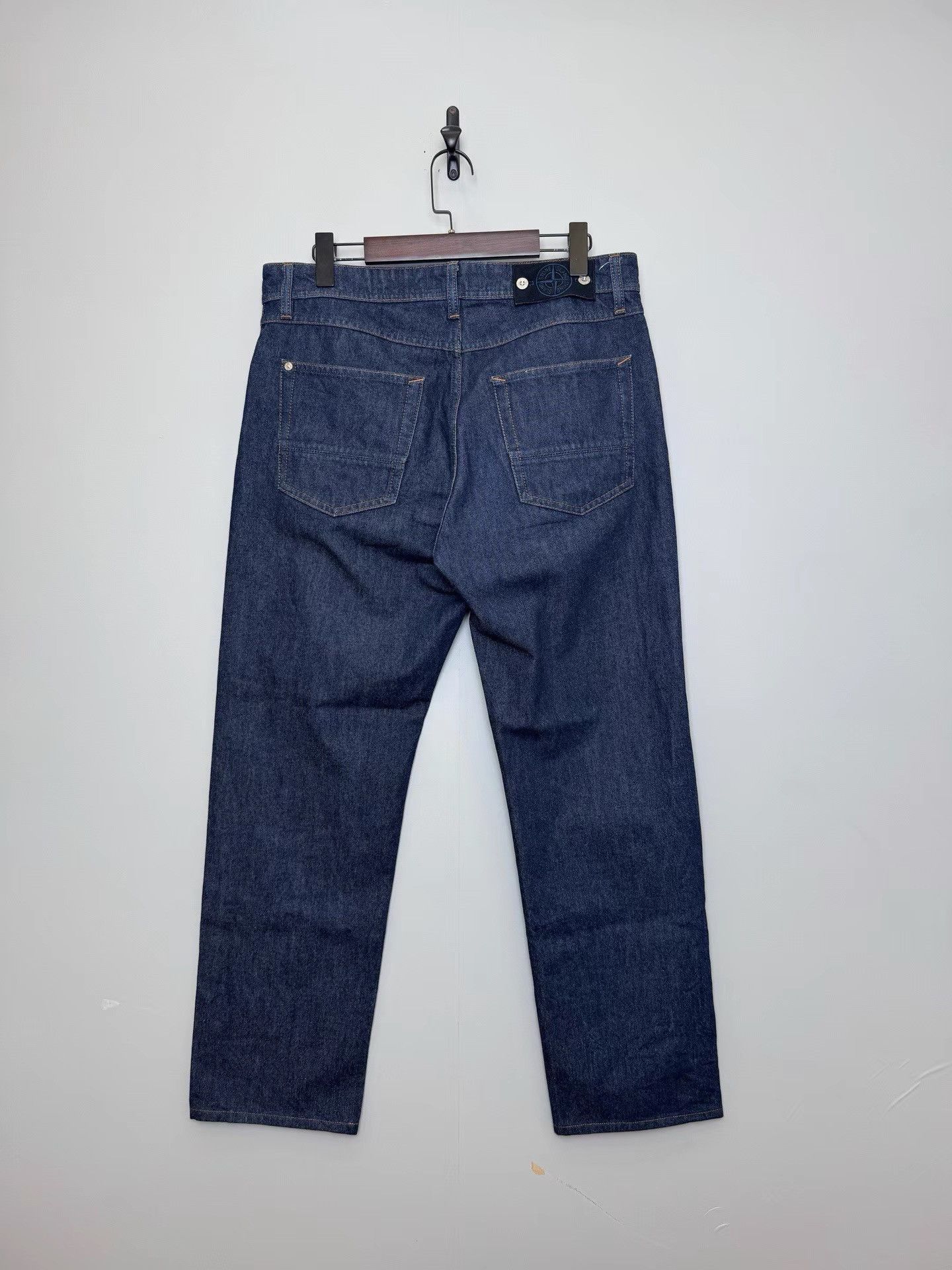 Stone Island Stone Island Navy Straight-leg Jeans K36 Size US 32 / EU 48 - 2 Thumbnail