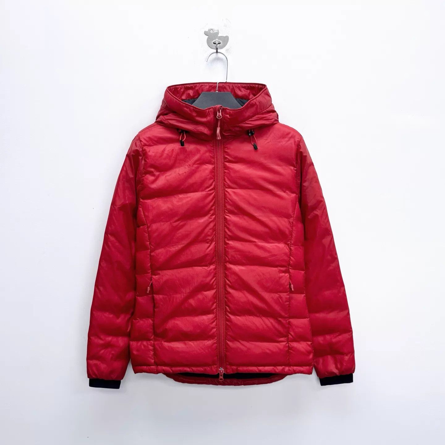 Canada Goose Canada Goose Red Striped Sleeve Logo Light Down Jacket S Size S / US 4 / IT 40 - 1 Thumbnail